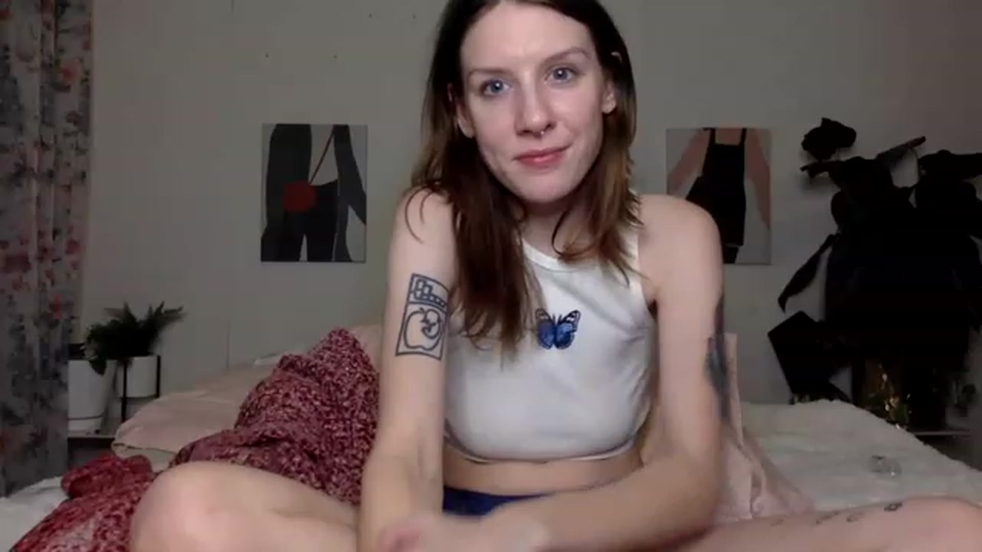Gallery image thumbnail from Damnitsdesi's myfreecams stream on, 01/16/2023, 09:09 image 18 of 20