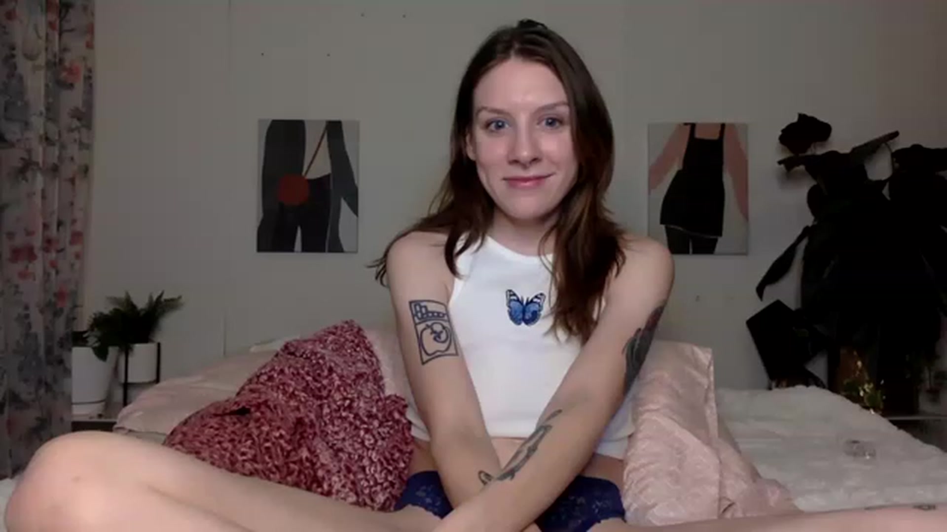 Gallery image thumbnail from Damnitsdesi's myfreecams stream on, 01/16/2023, 09:09 image 4 of 20