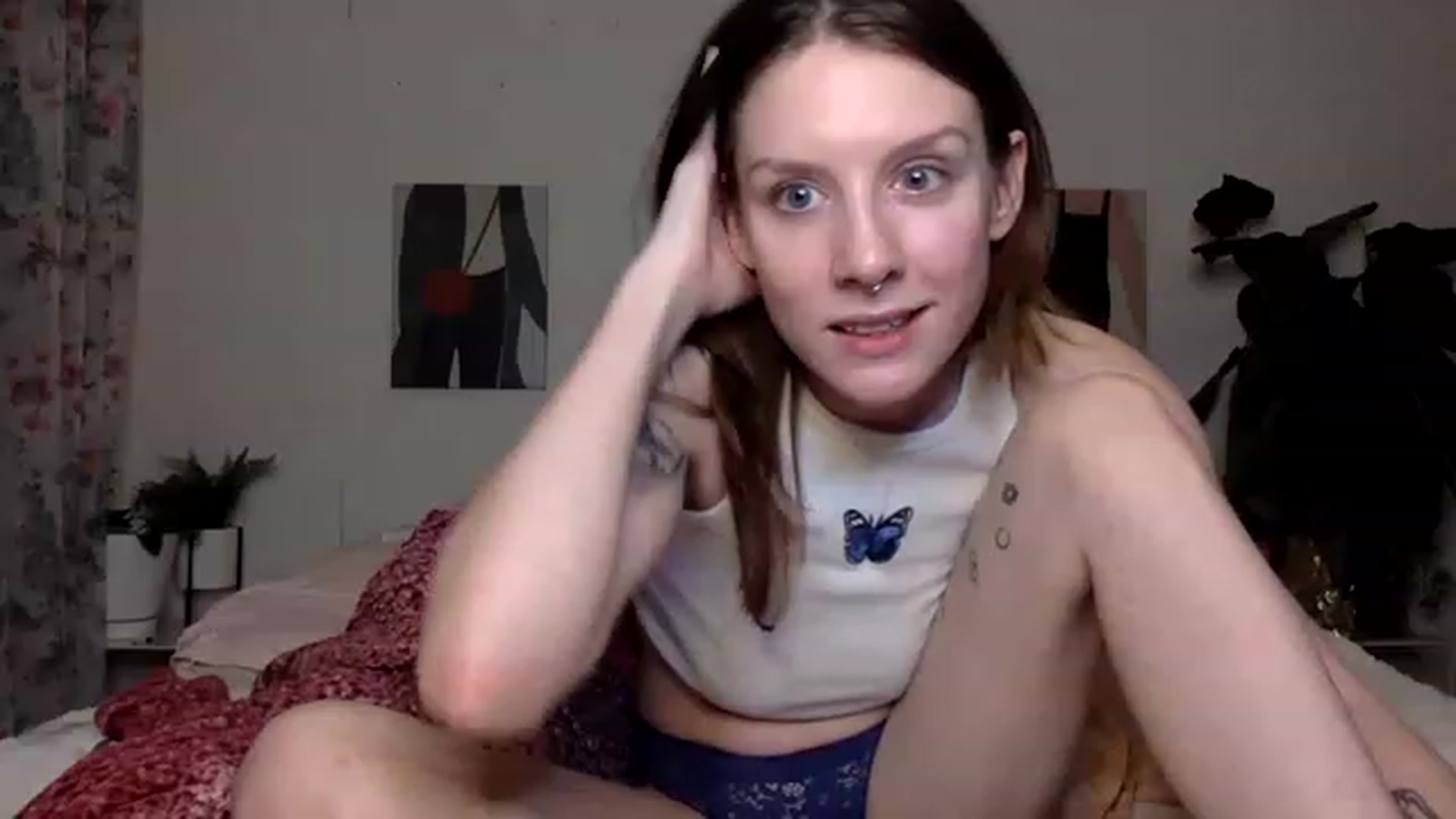 Gallery image thumbnail from Damnitsdesi's myfreecams stream on, 01/16/2023, 09:09 image 10 of 20