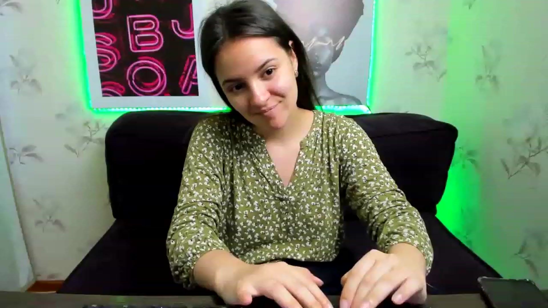 Gallery image thumbnail from DanaLore's myfreecams stream on, 07/21/2023, 11:56 image 1 of 20