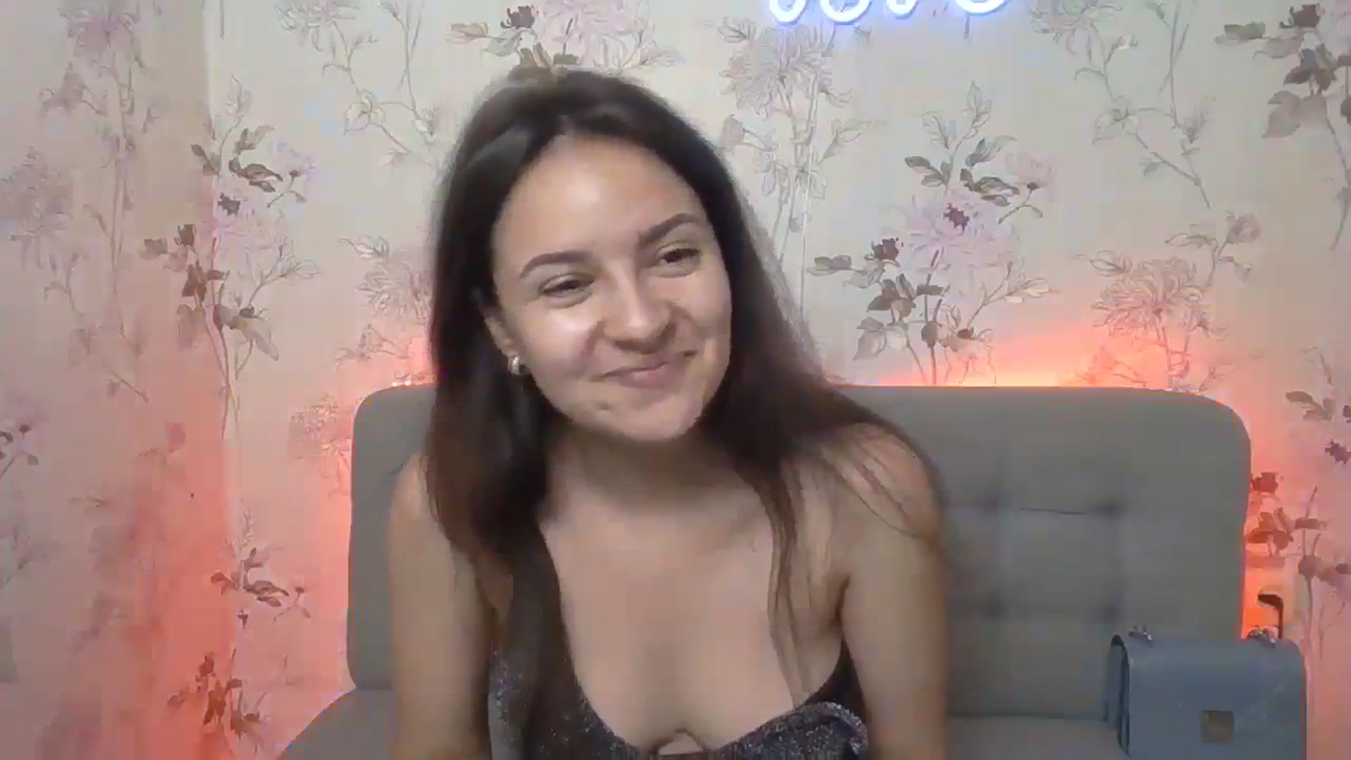 Gallery image thumbnail from DanaLore's myfreecams stream on, 07/22/2023, 12:11 image 9 of 20