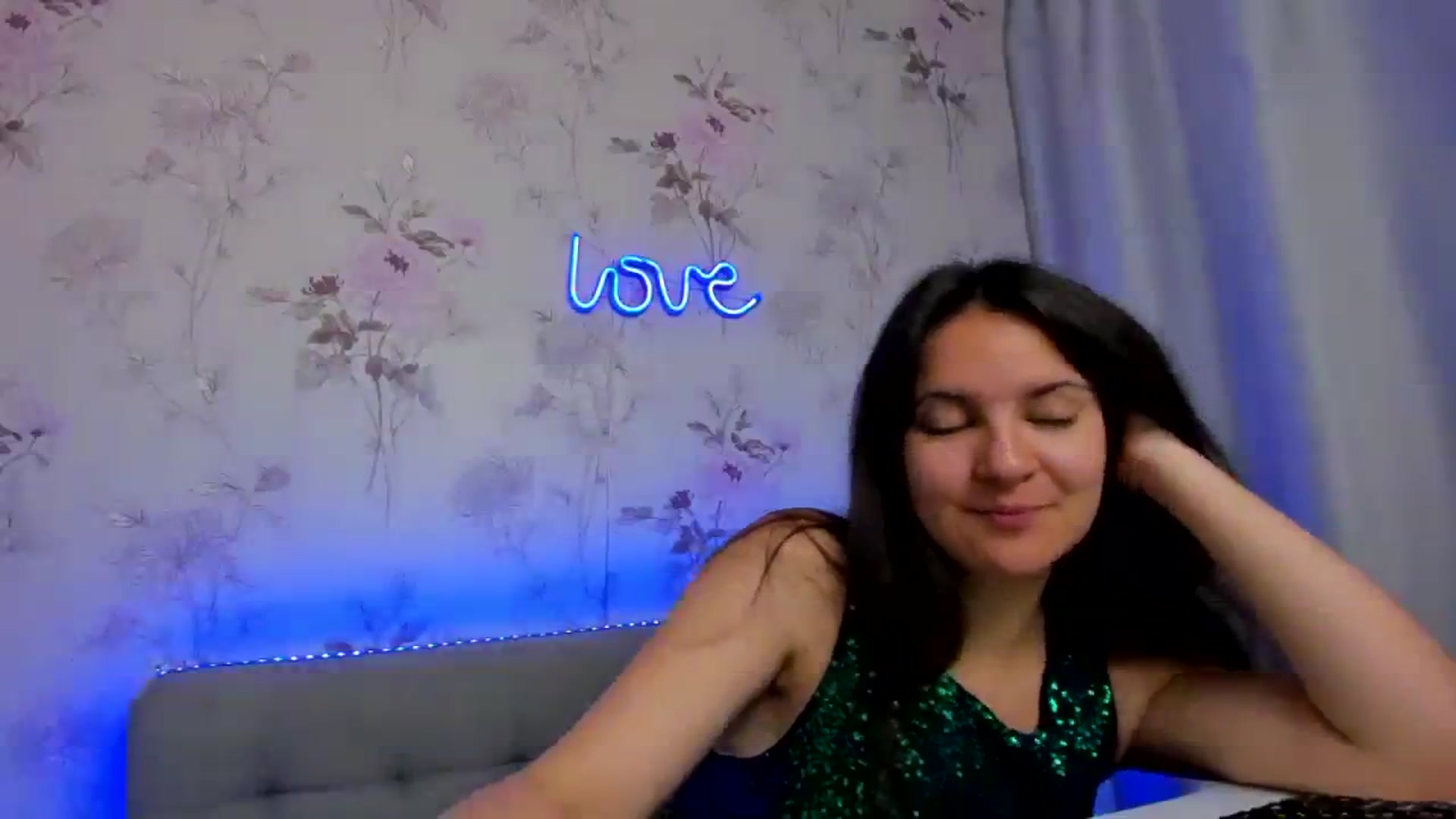 Gallery image thumbnail from DanaLore's myfreecams stream on, 07/23/2023, 08:44 image 3 of 20