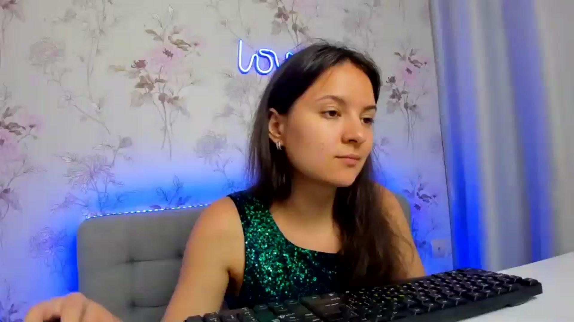 Gallery image thumbnail from DanaLore's myfreecams stream on, 07/23/2023, 09:42 image 13 of 20