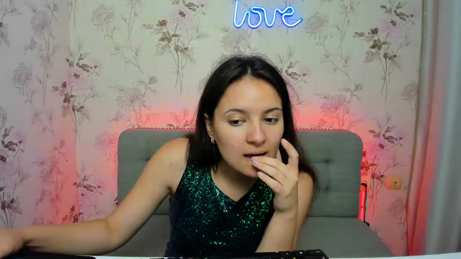 Gallery image thumbnail from DanaLore's myfreecams stream on, 07/23/2023, 13:17 image 10 of 20