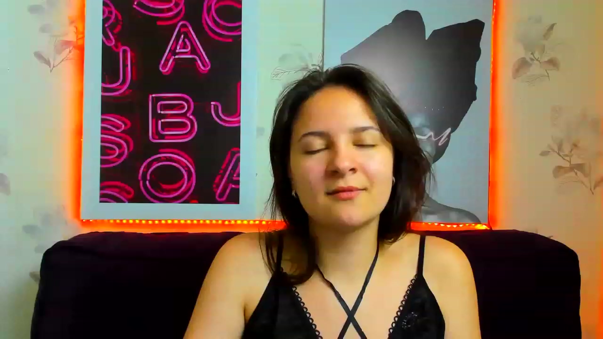 Gallery image thumbnail from DanaLore's myfreecams stream on, 07/29/2023, 14:46 image 11 of 20