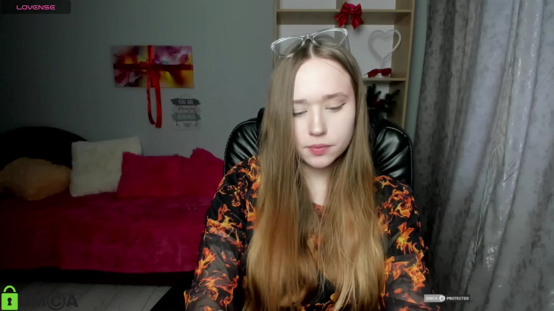 Gallery image thumbnail from DanaShine's myfreecams stream on, 02/09/2026, 09:43 image 8 of 20