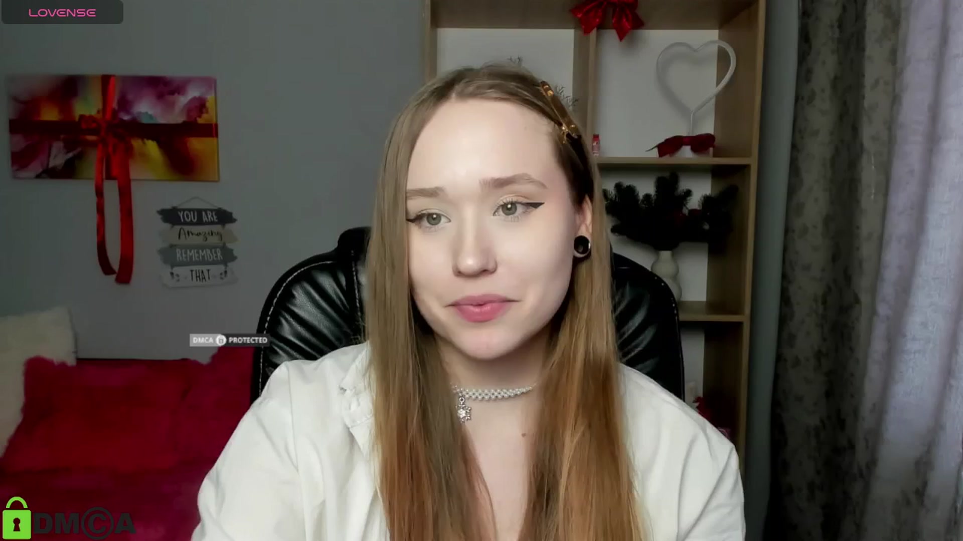 Gallery image thumbnail from DanaShine's myfreecams stream on, 02/10/2026, 11:52 image 6 of 20