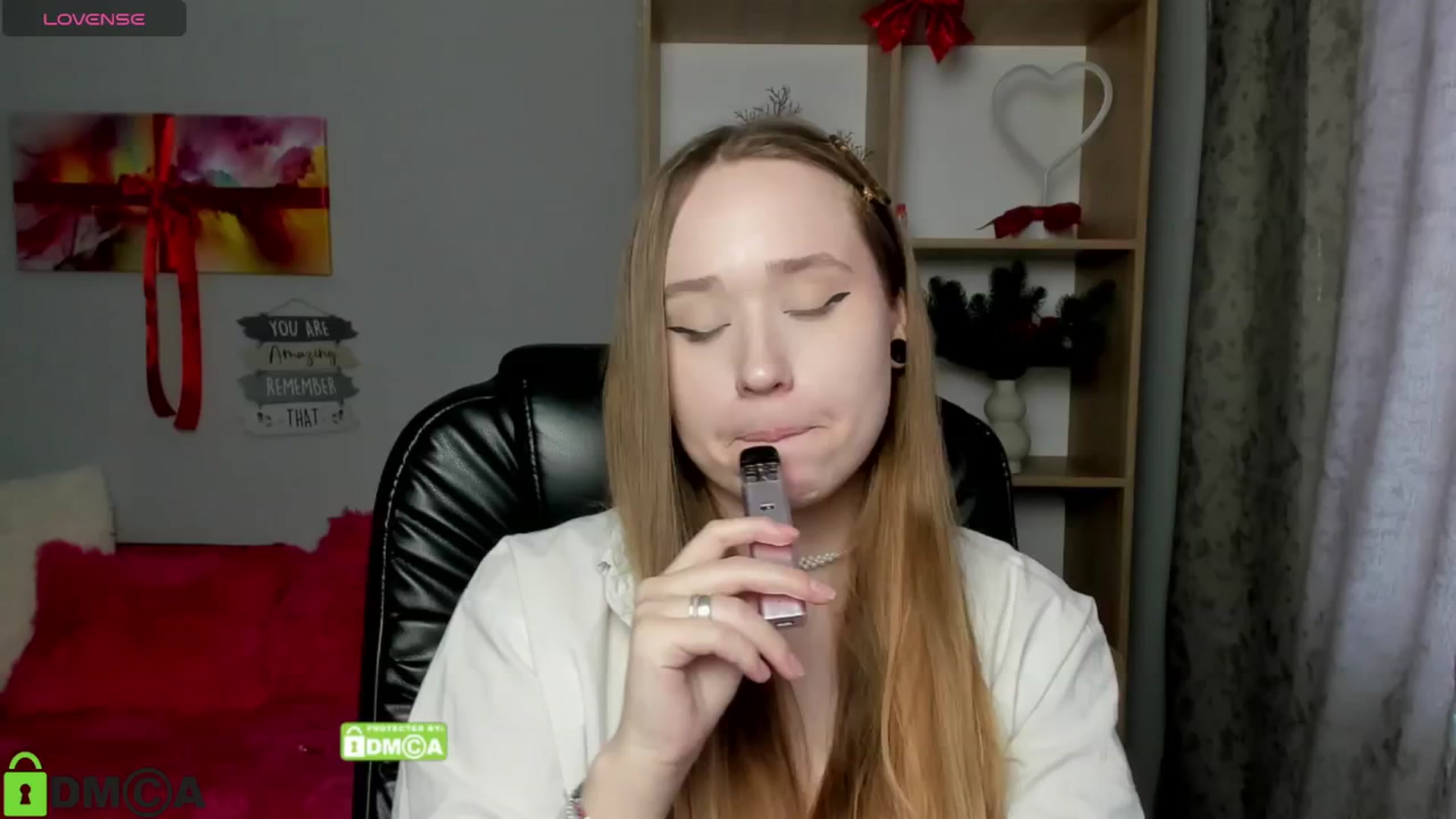 Gallery image thumbnail from DanaShine's myfreecams stream on, 02/10/2026, 11:52 image 7 of 20