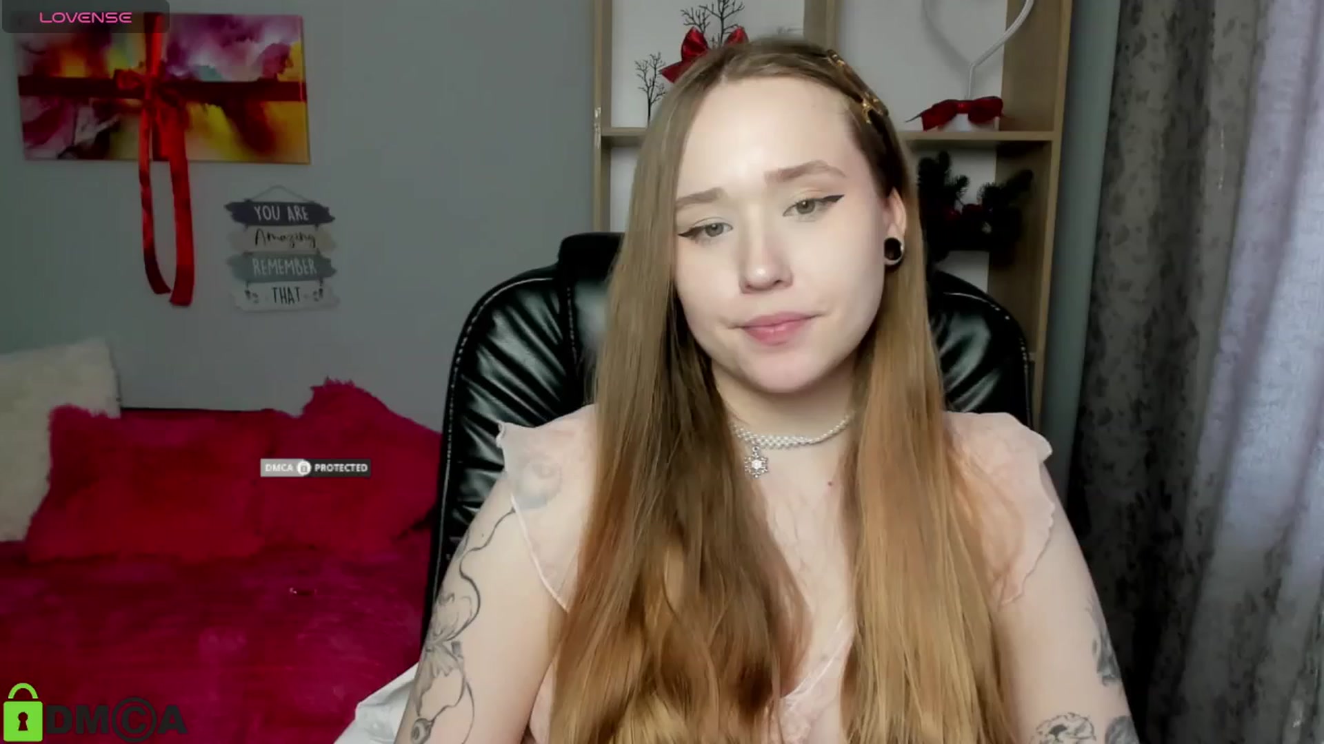 Gallery image thumbnail from DanaShine's myfreecams stream on, 02/10/2026, 11:52 image 10 of 20