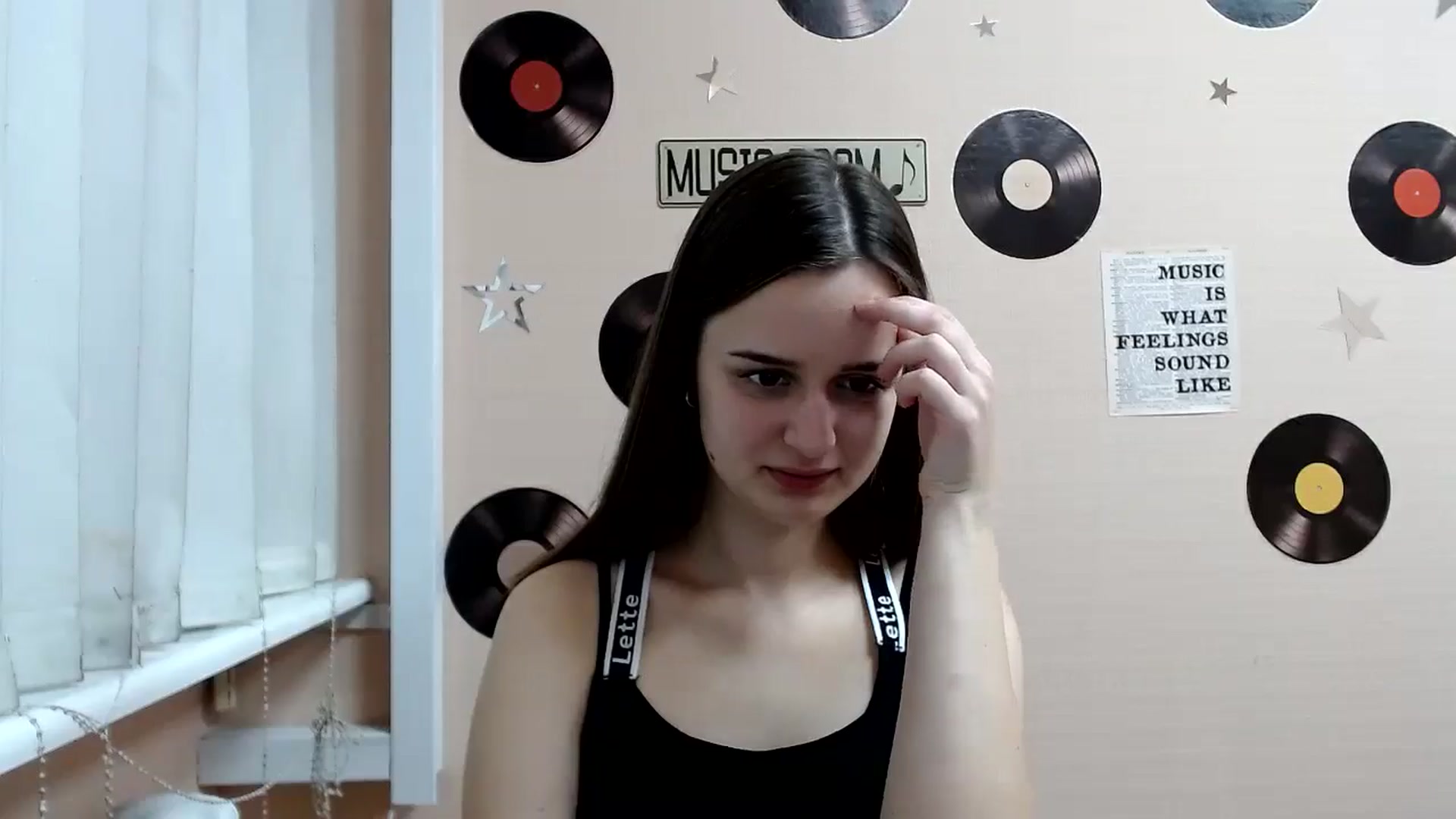 Gallery image thumbnail from Dana_Cute's myfreecams stream on, 10/05/2025, 16:33 image 16 of 20