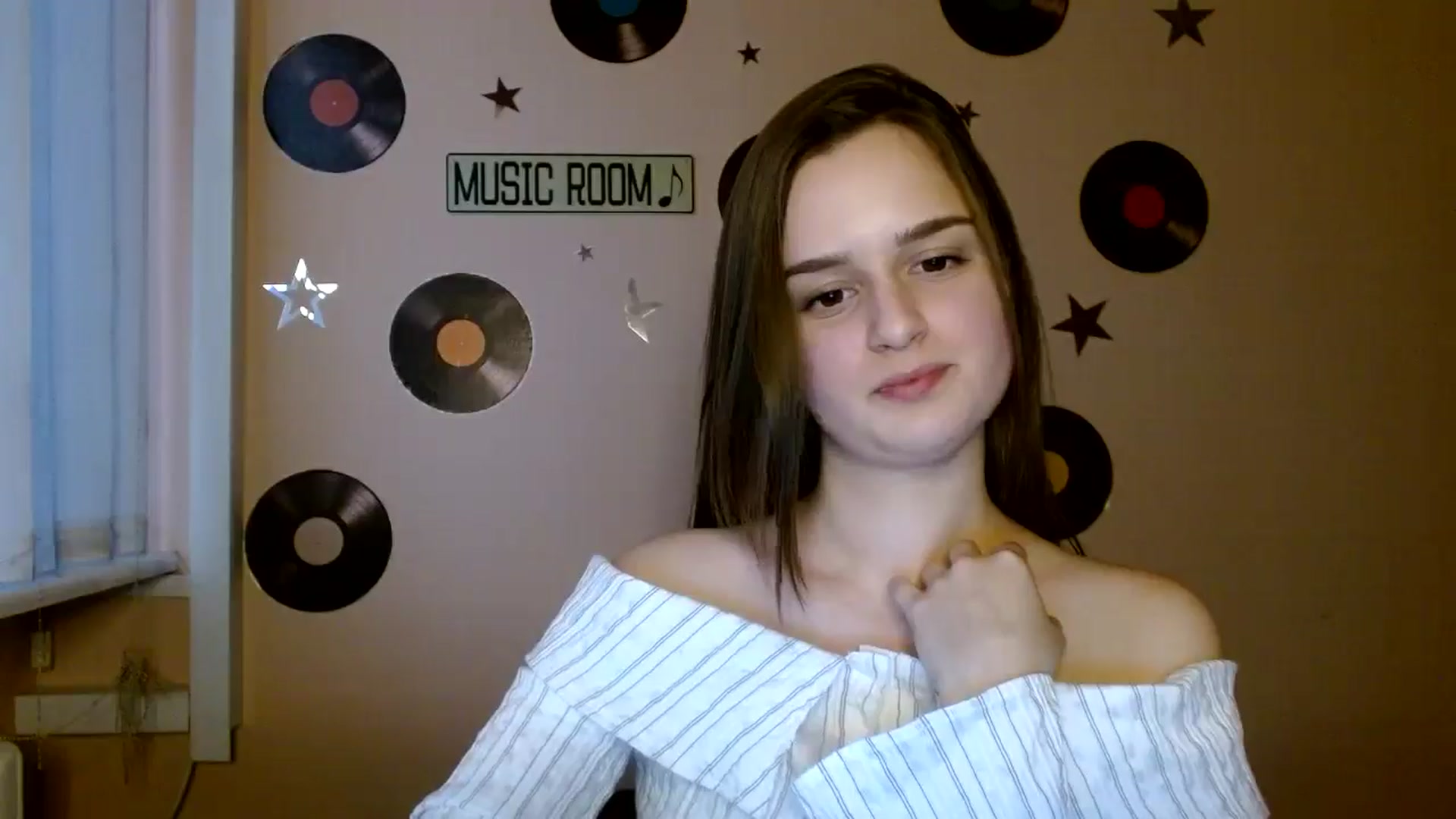 Gallery image thumbnail from Dana_Cute's myfreecams stream on, 10/19/2025, 15:36 image 4 of 20