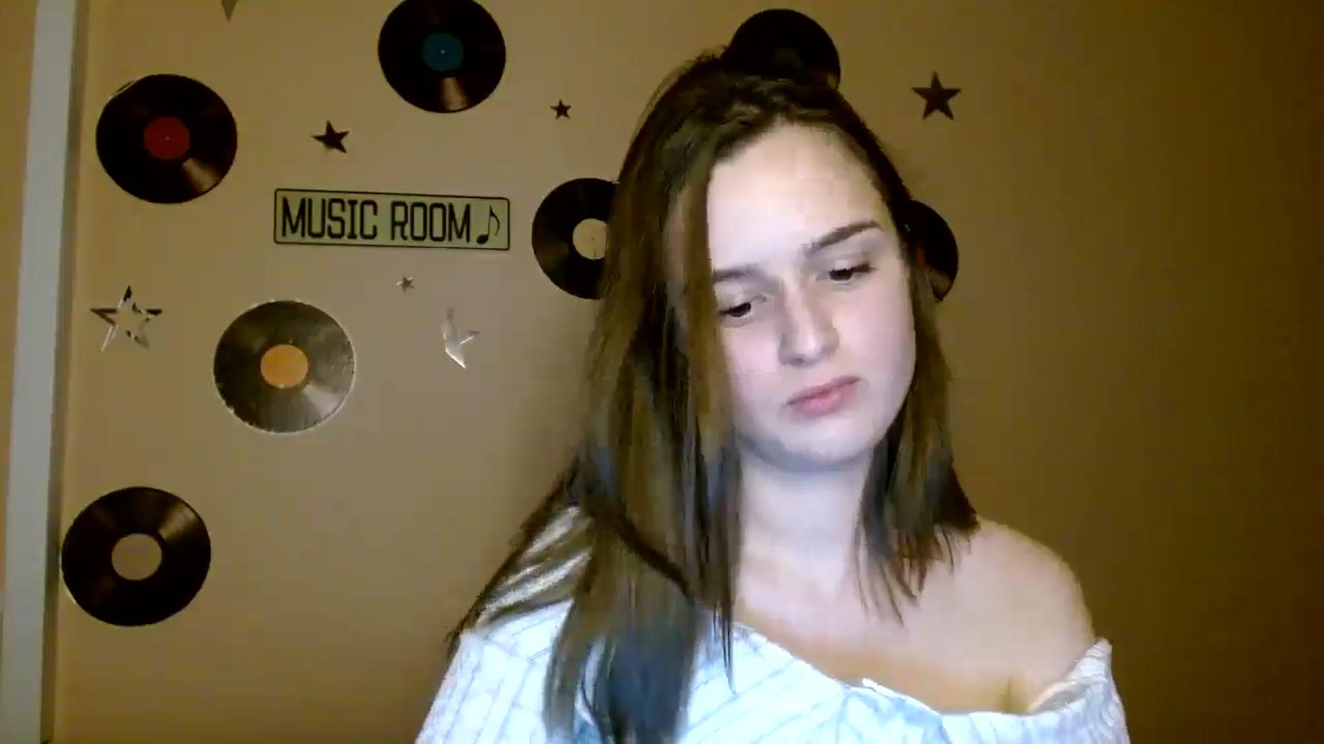 Gallery image thumbnail from Dana_Cute's myfreecams stream on, 10/19/2025, 15:51 image 14 of 20