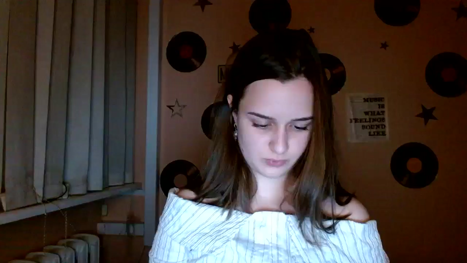 Gallery image thumbnail from Dana_Cute's myfreecams stream on, 10/26/2025, 18:12 image 1 of 20