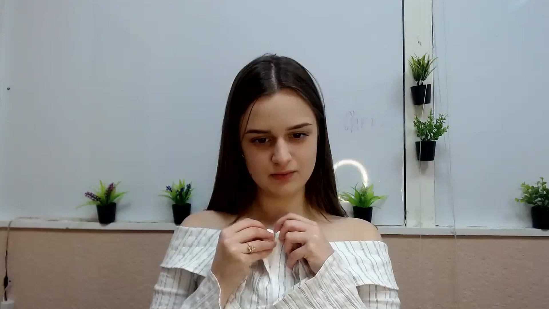 Gallery image thumbnail from Dana_Cute's myfreecams stream on, 11/04/2025, 12:17 image 7 of 20