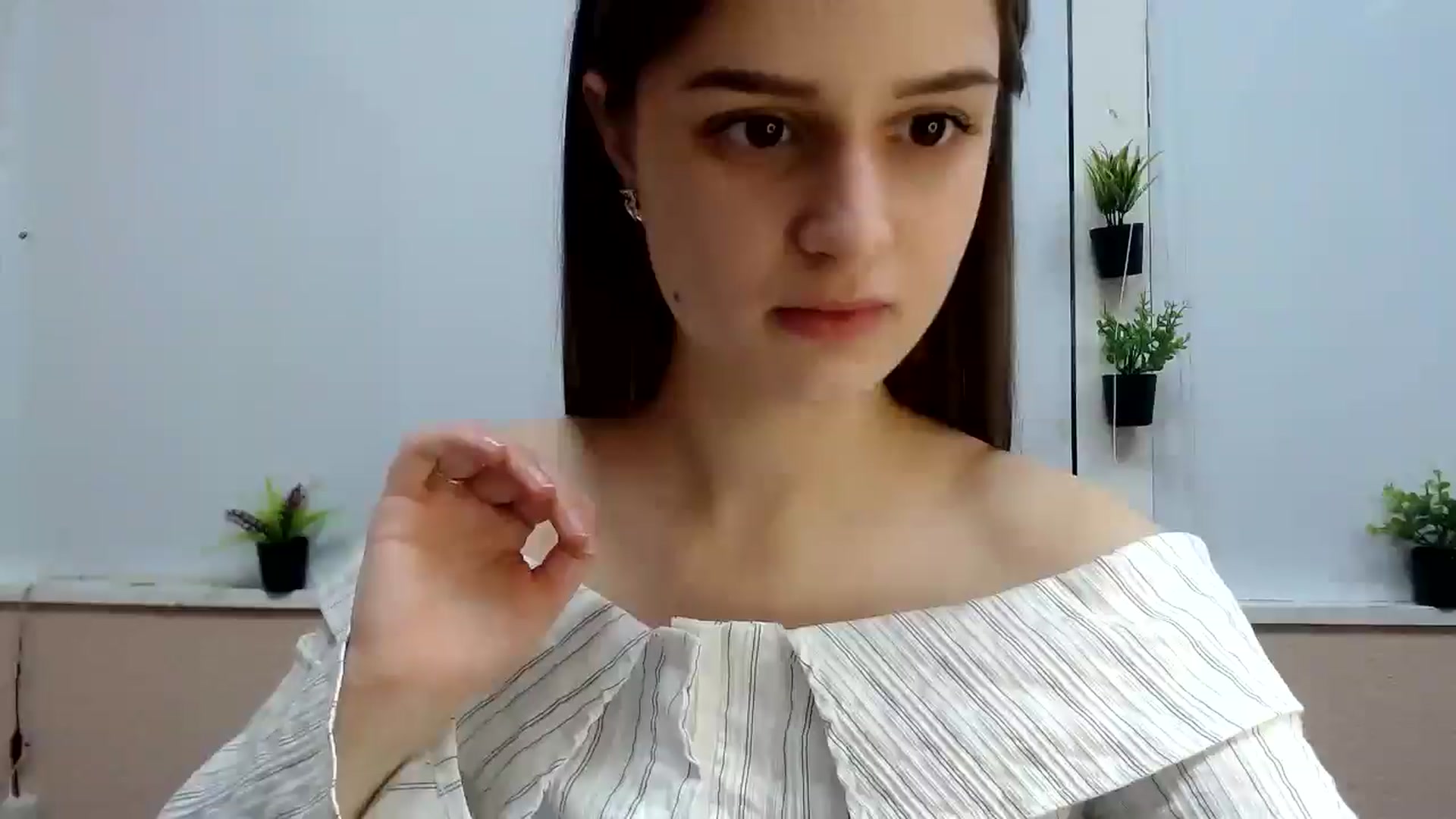 Gallery image thumbnail from Dana_Cute's myfreecams stream on, 11/04/2025, 12:17 image 1 of 20