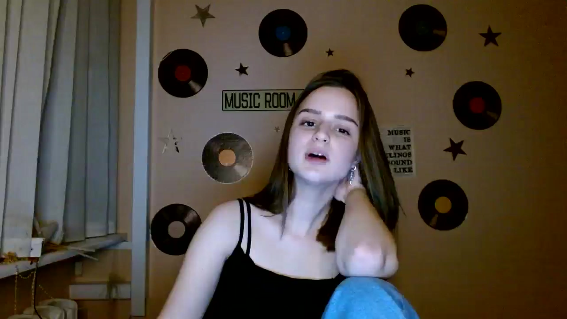 Gallery image thumbnail from Dana_Cute's myfreecams stream on, 11/13/2025, 17:05 image 17 of 20