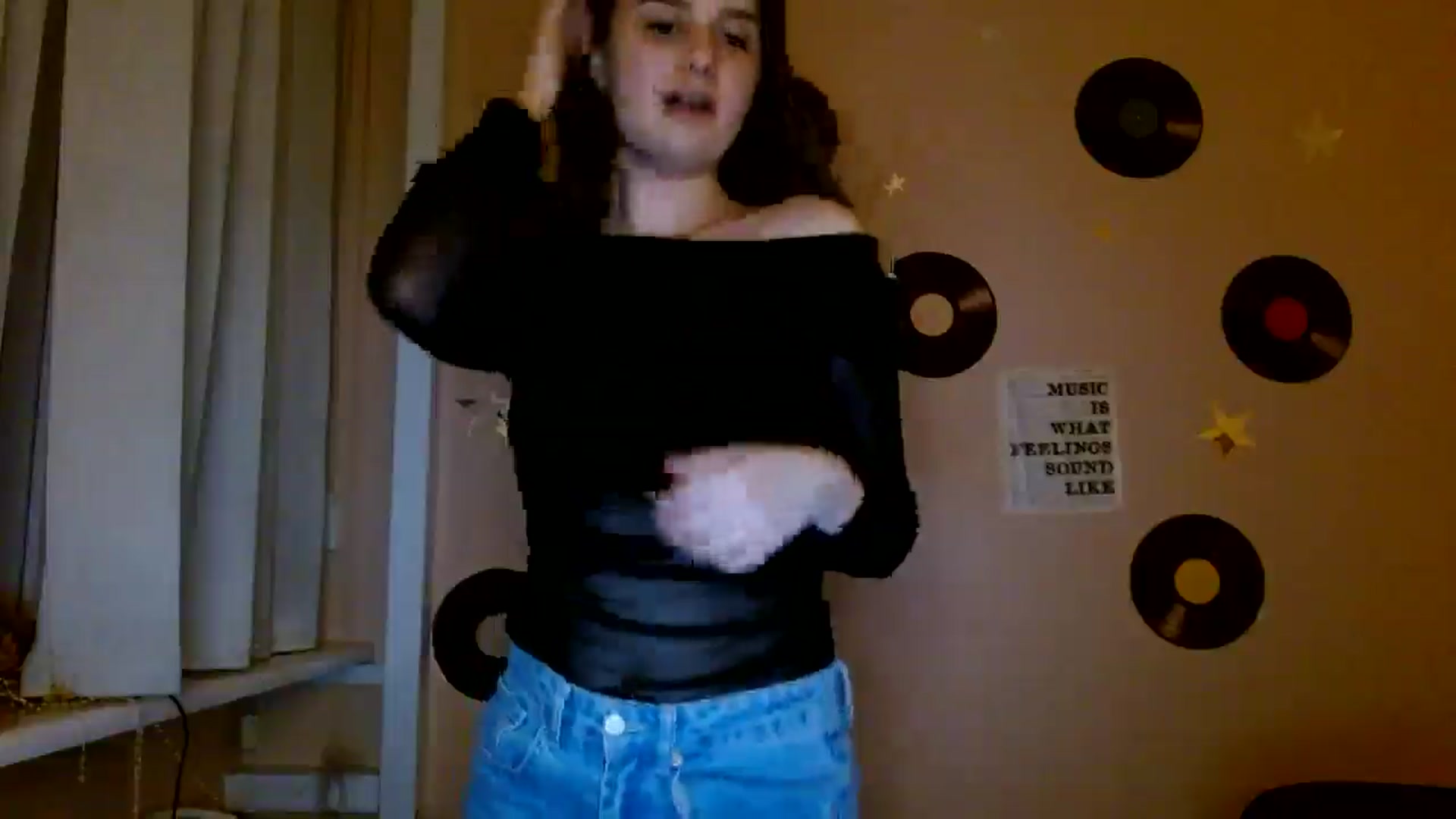 Gallery image thumbnail from Dana_Cute's myfreecams stream on, 11/18/2025, 18:15 image 15 of 20
