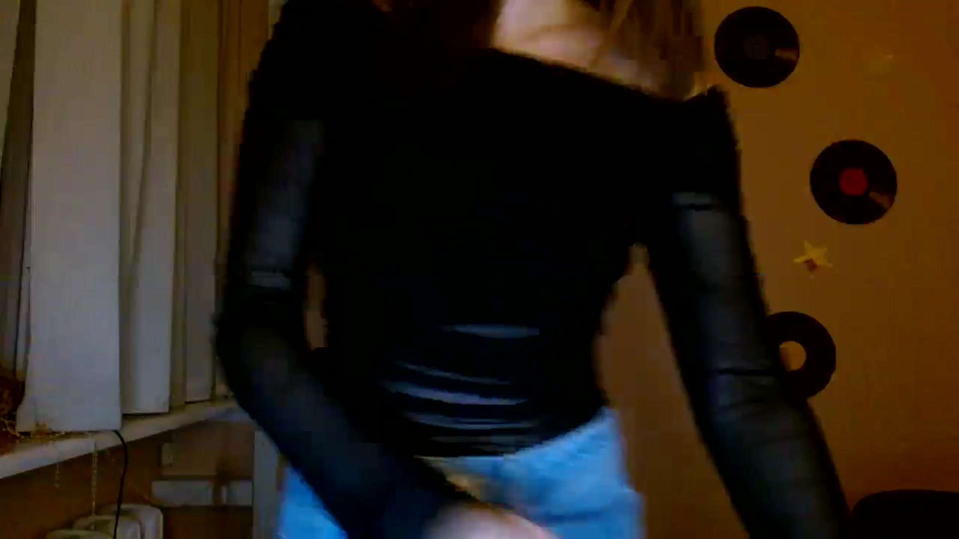 Gallery image thumbnail from Dana_Cute's myfreecams stream on, 11/18/2025, 20:00 image 7 of 20