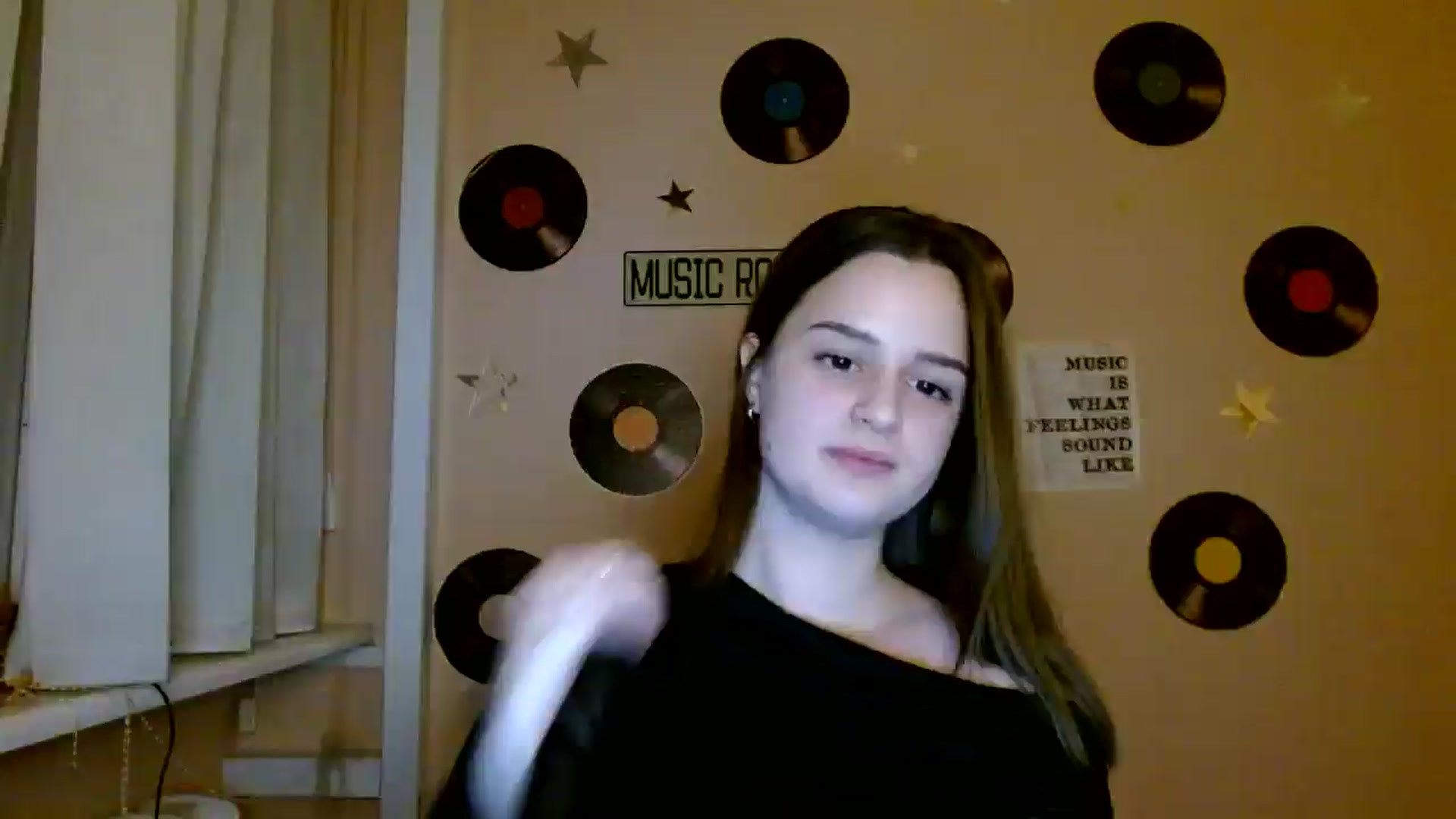 Gallery image thumbnail from Dana_Cute's myfreecams stream on, 11/19/2025, 17:15 image 16 of 20