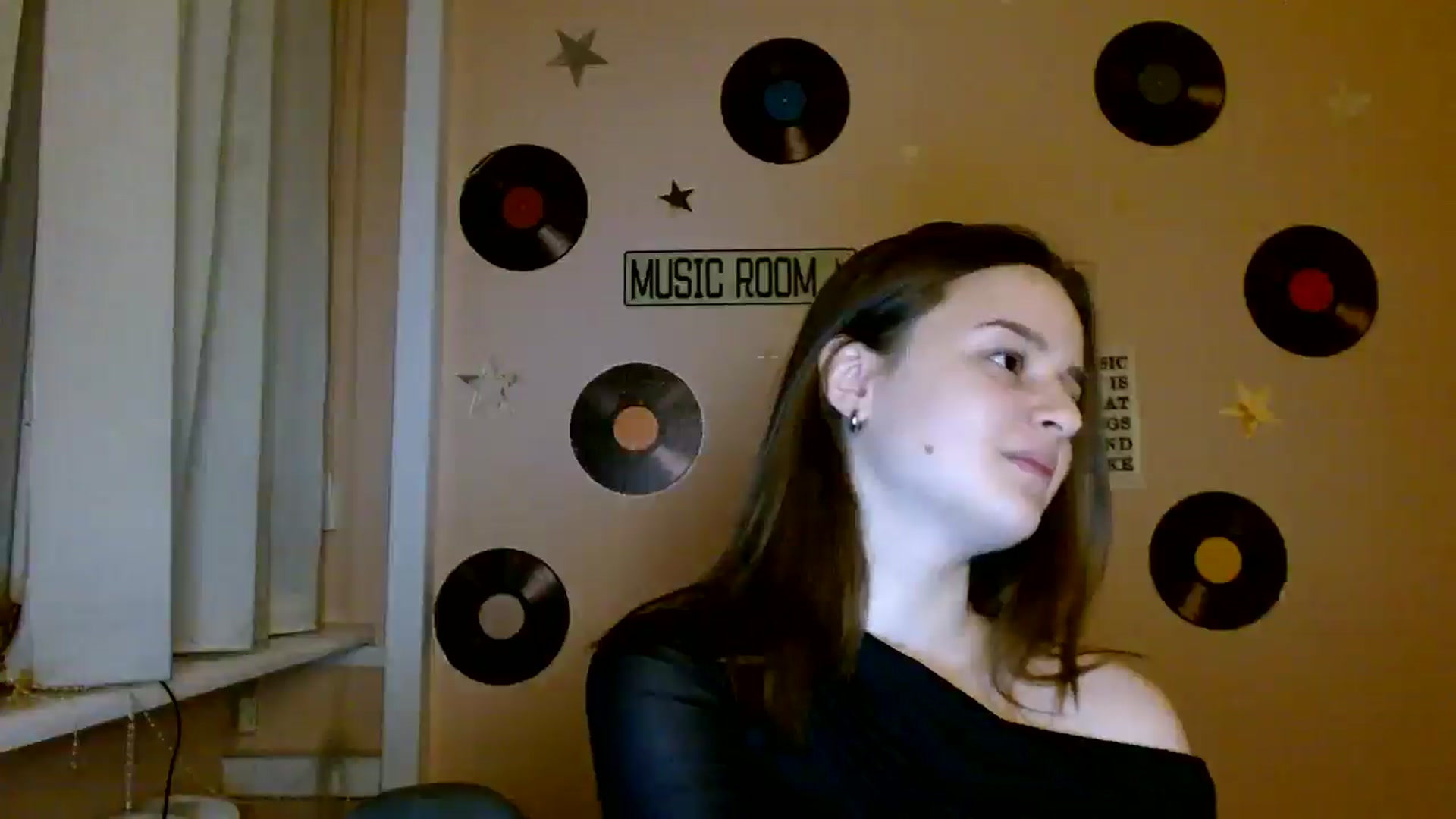 Gallery image thumbnail from Dana_Cute's myfreecams stream on, 11/19/2025, 17:58 image 5 of 20