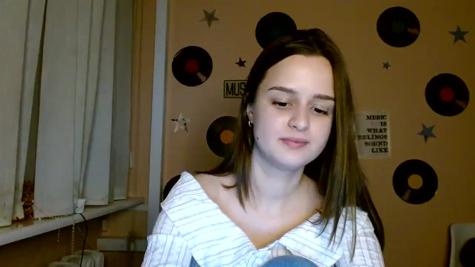 Gallery image thumbnail from Dana_Cute's myfreecams stream on, 11/20/2025, 20:04 image 15 of 20