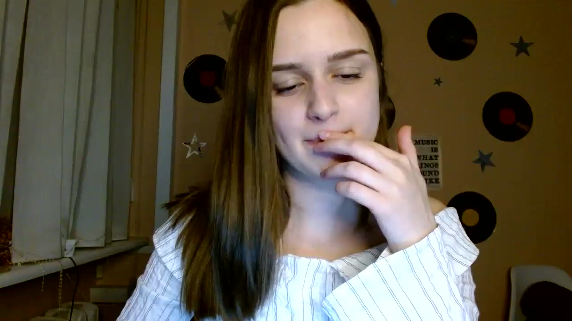 Gallery image thumbnail from Dana_Cute's myfreecams stream on, 11/20/2025, 20:04 image 6 of 20