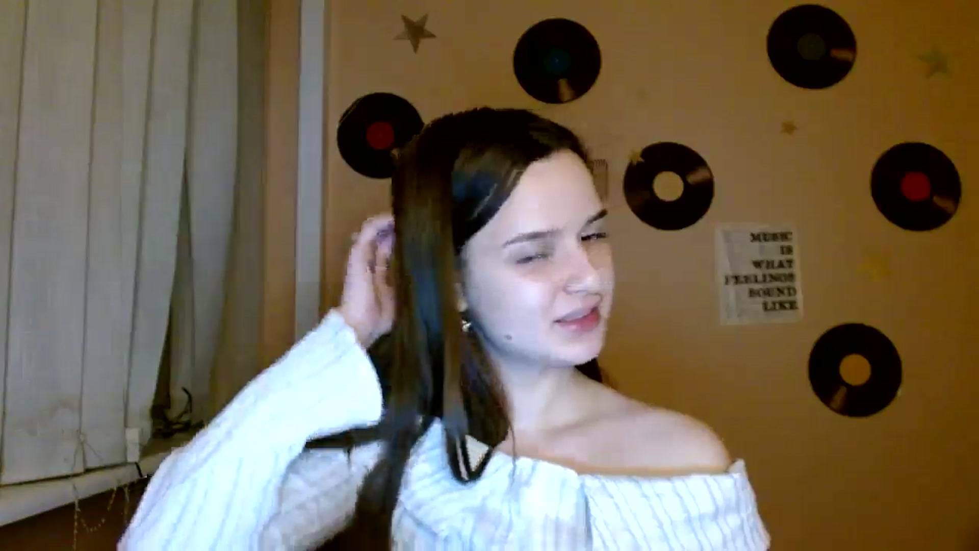 Gallery image thumbnail from Dana_Cute's myfreecams stream on, 11/26/2025, 19:03 image 20 of 20