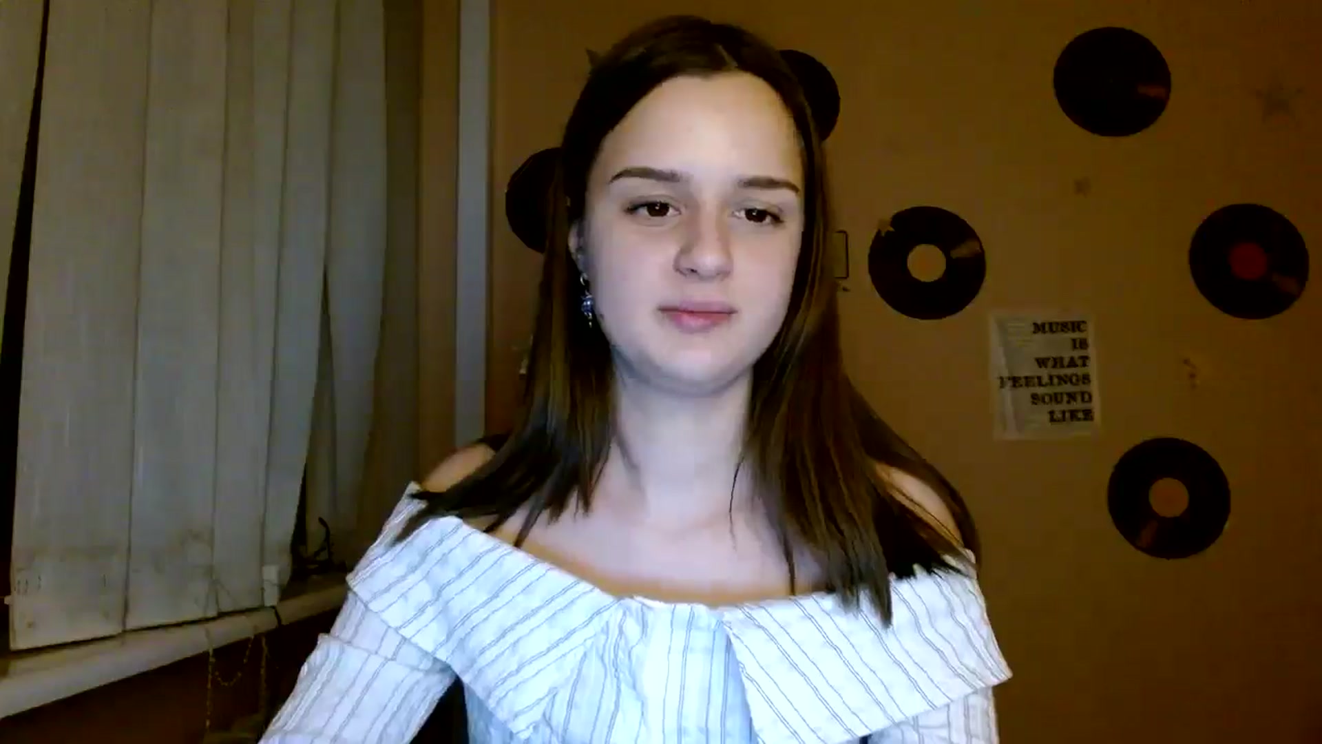 Gallery image thumbnail from Dana_Cute's myfreecams stream on, 11/26/2025, 19:03 image 6 of 20