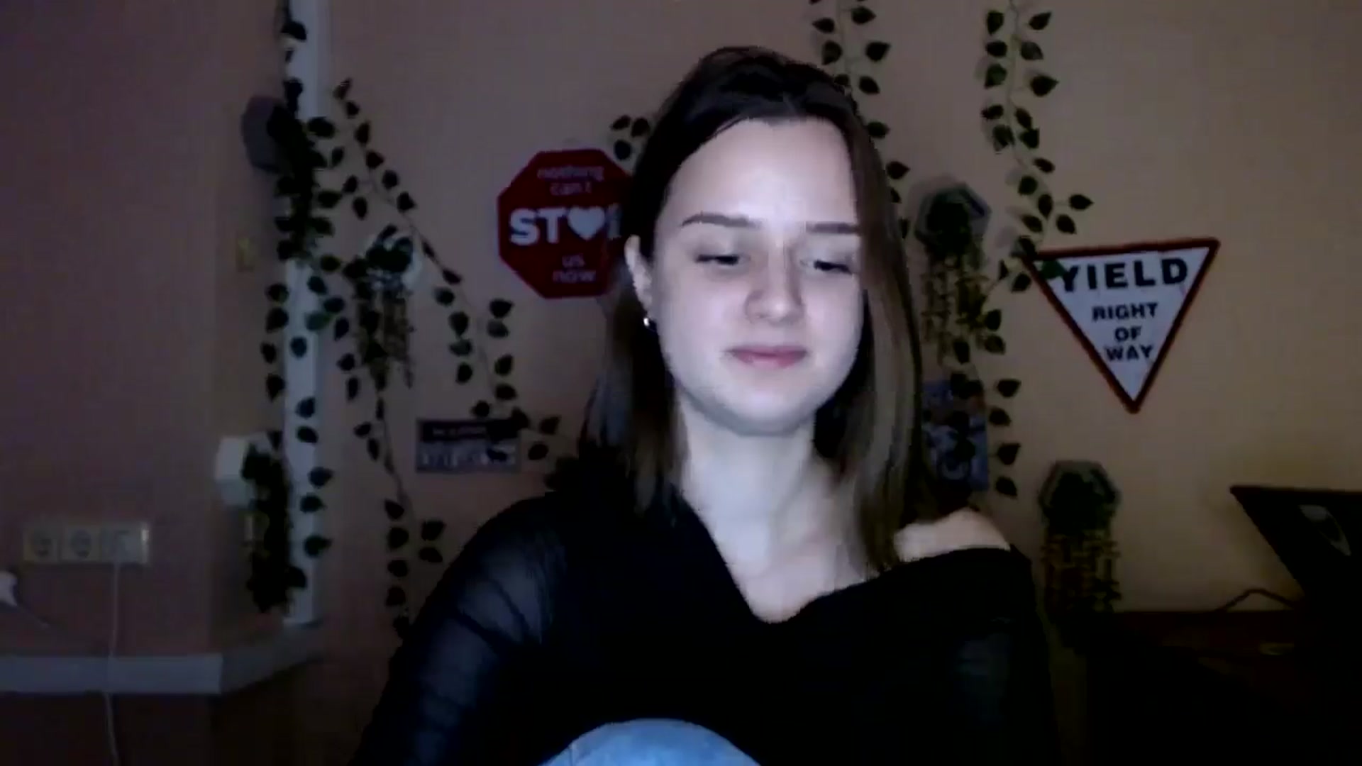 Gallery image thumbnail from Dana_Cute's myfreecams stream on, 11/27/2025, 17:56 image 9 of 20
