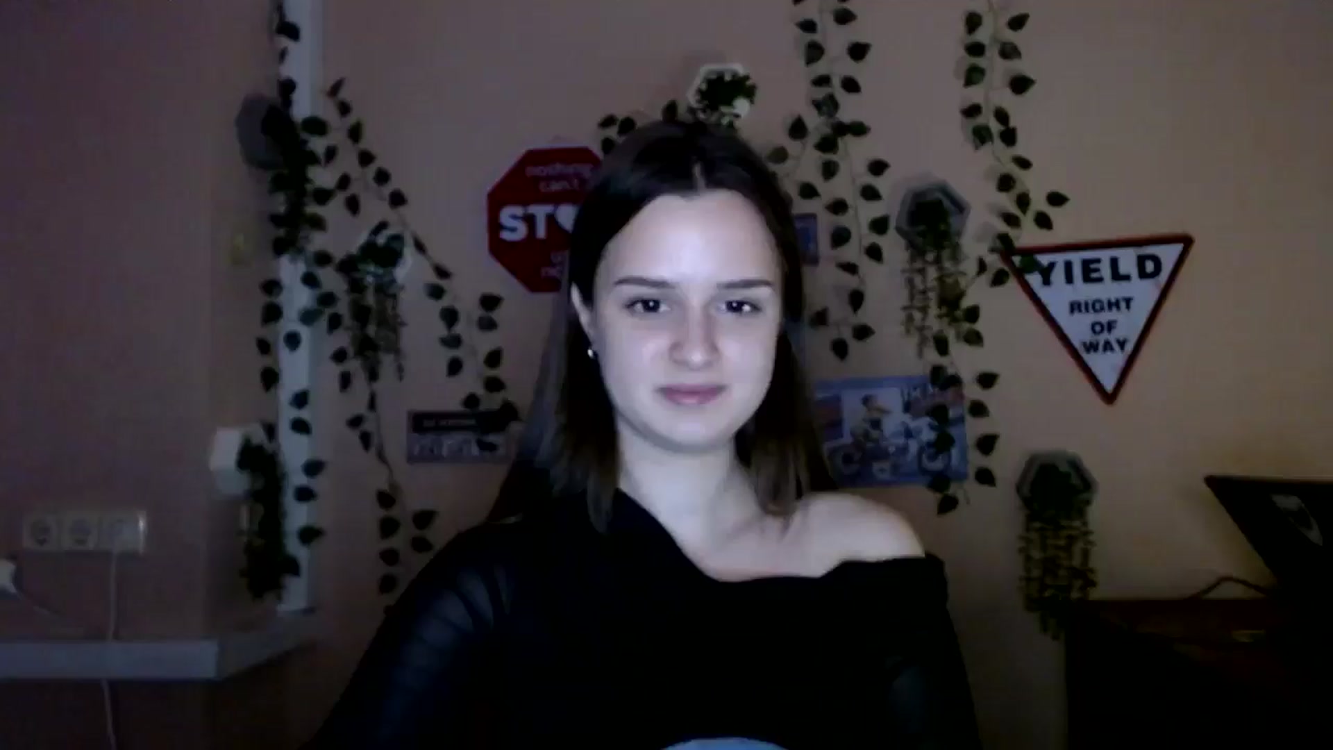 Gallery image thumbnail from Dana_Cute's myfreecams stream on, 11/27/2025, 17:56 image 10 of 20