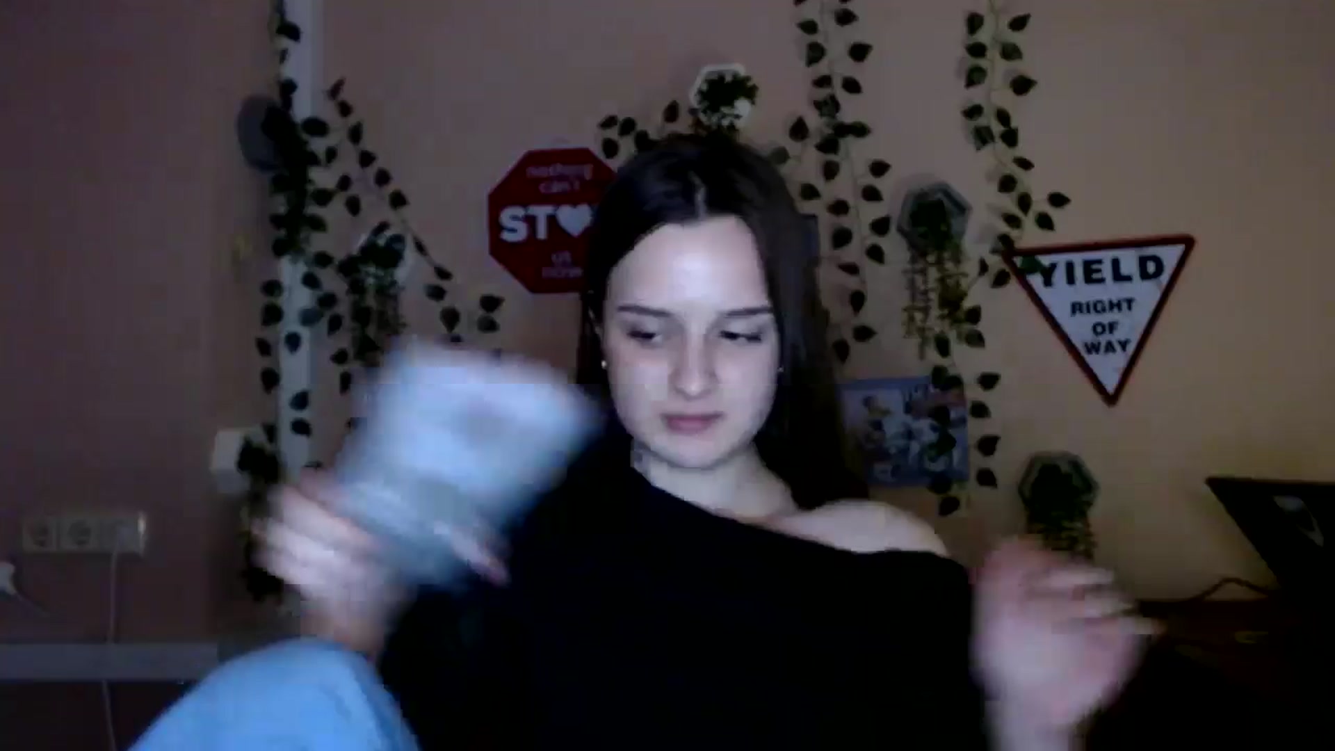 Gallery image thumbnail from Dana_Cute's myfreecams stream on, 11/27/2025, 17:56 image 11 of 20