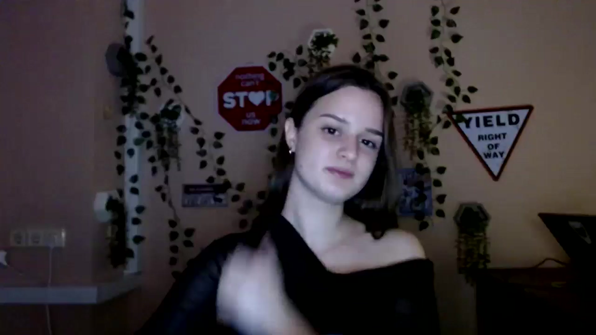 Gallery image thumbnail from Dana_Cute's myfreecams stream on, 11/27/2025, 17:56 image 5 of 20