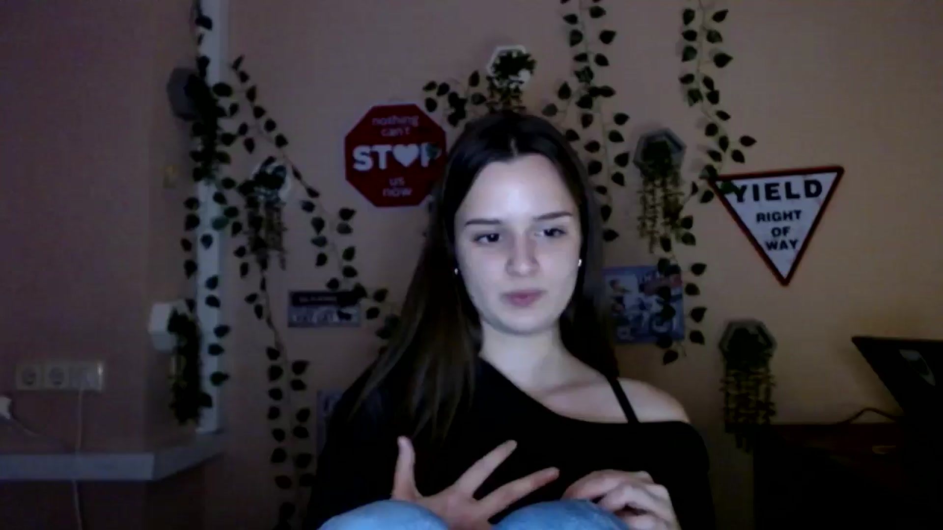 Gallery image thumbnail from Dana_Cute's myfreecams stream on, 11/27/2025, 17:56 image 16 of 20