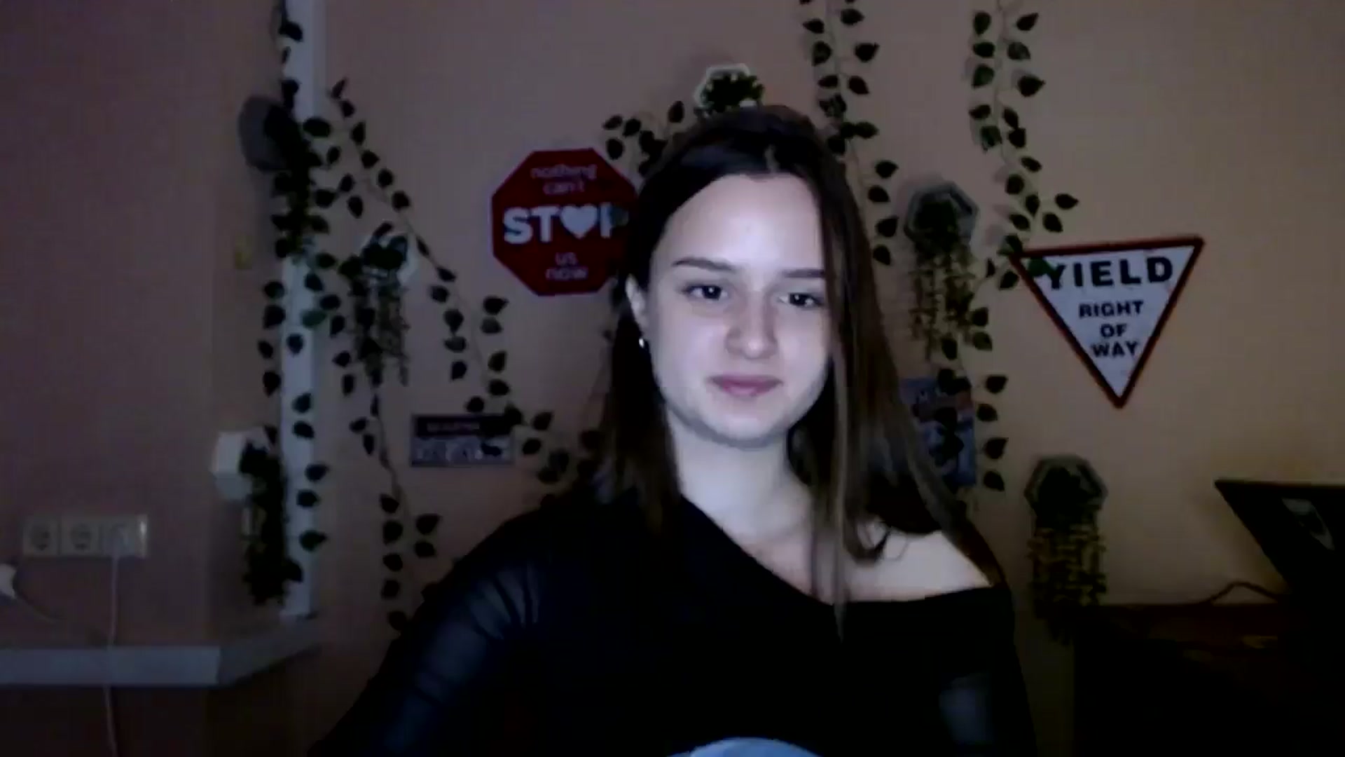 Gallery image thumbnail from Dana_Cute's myfreecams stream on, 11/27/2025, 17:56 image 4 of 20
