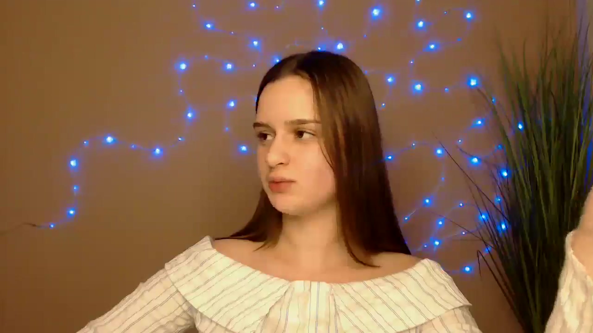 Gallery image thumbnail from Dana_Cute's myfreecams stream on, 12/01/2025, 17:28 image 9 of 20