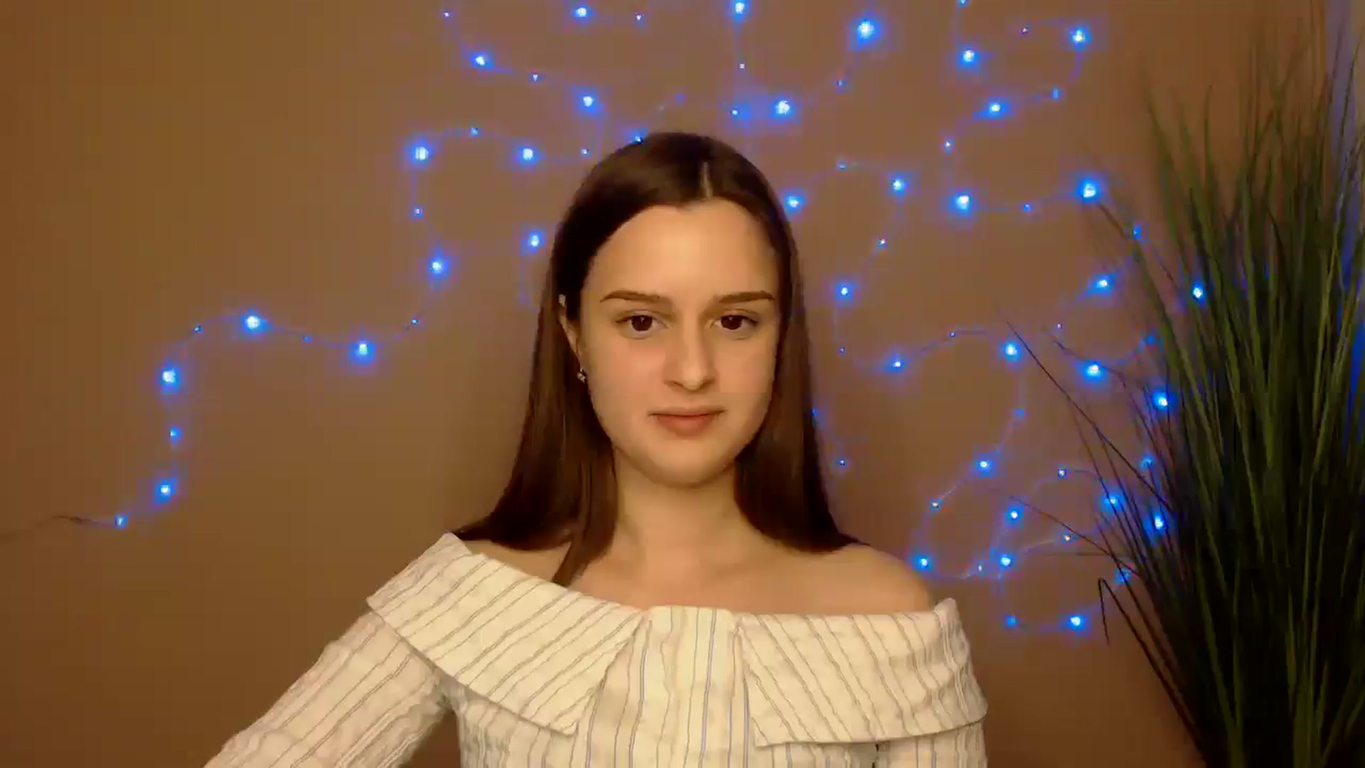 Gallery image thumbnail from Dana_Cute's myfreecams stream on, 12/01/2025, 17:28 image 6 of 20