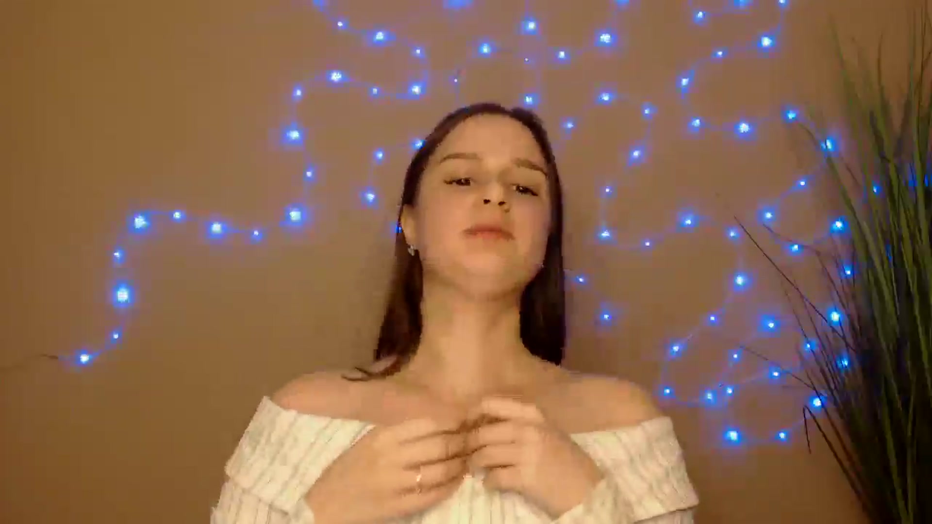 Gallery image thumbnail from Dana_Cute's myfreecams stream on, 12/01/2025, 17:28 image 15 of 20