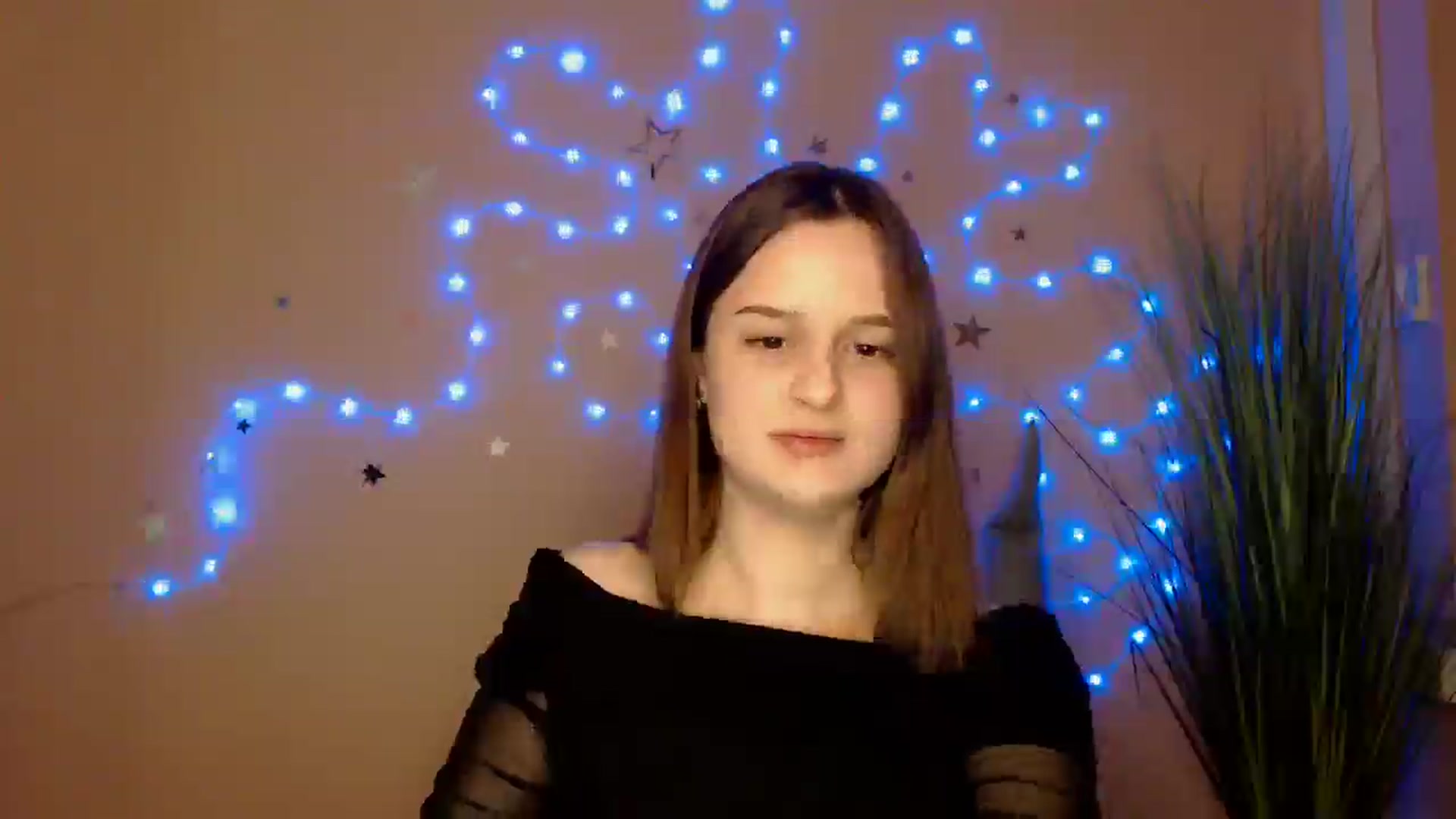 Gallery image thumbnail from Dana_Cute's myfreecams stream on, 12/18/2025, 17:14 image 19 of 20