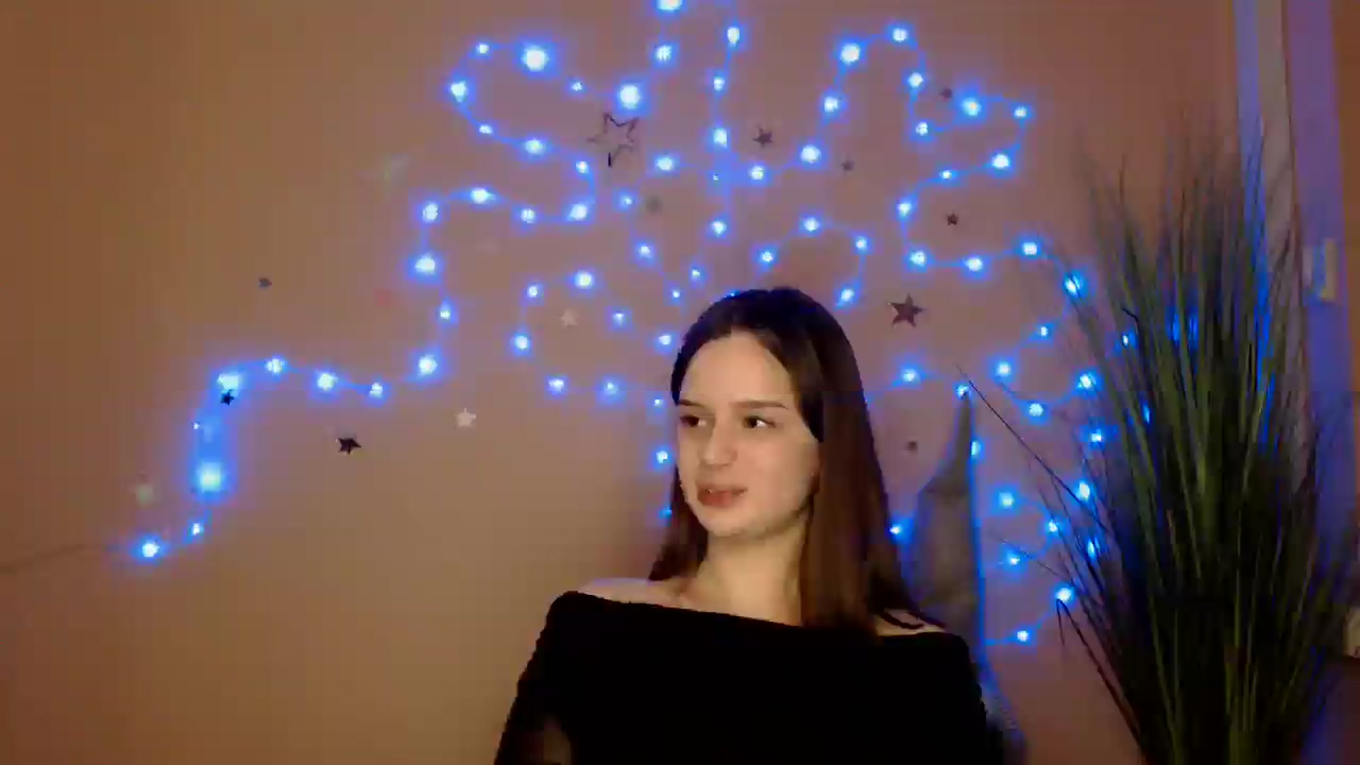 Gallery image thumbnail from Dana_Cute's myfreecams stream on, 12/18/2025, 17:14 image 11 of 20