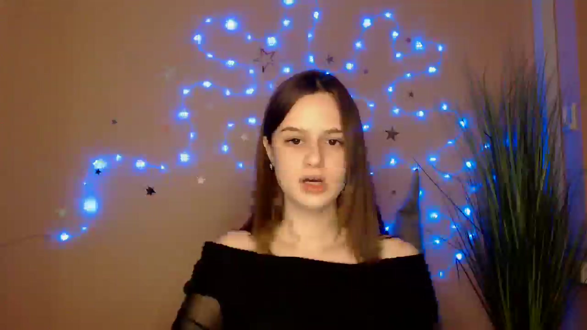 Gallery image thumbnail from Dana_Cute's myfreecams stream on, 12/18/2025, 17:14 image 7 of 20