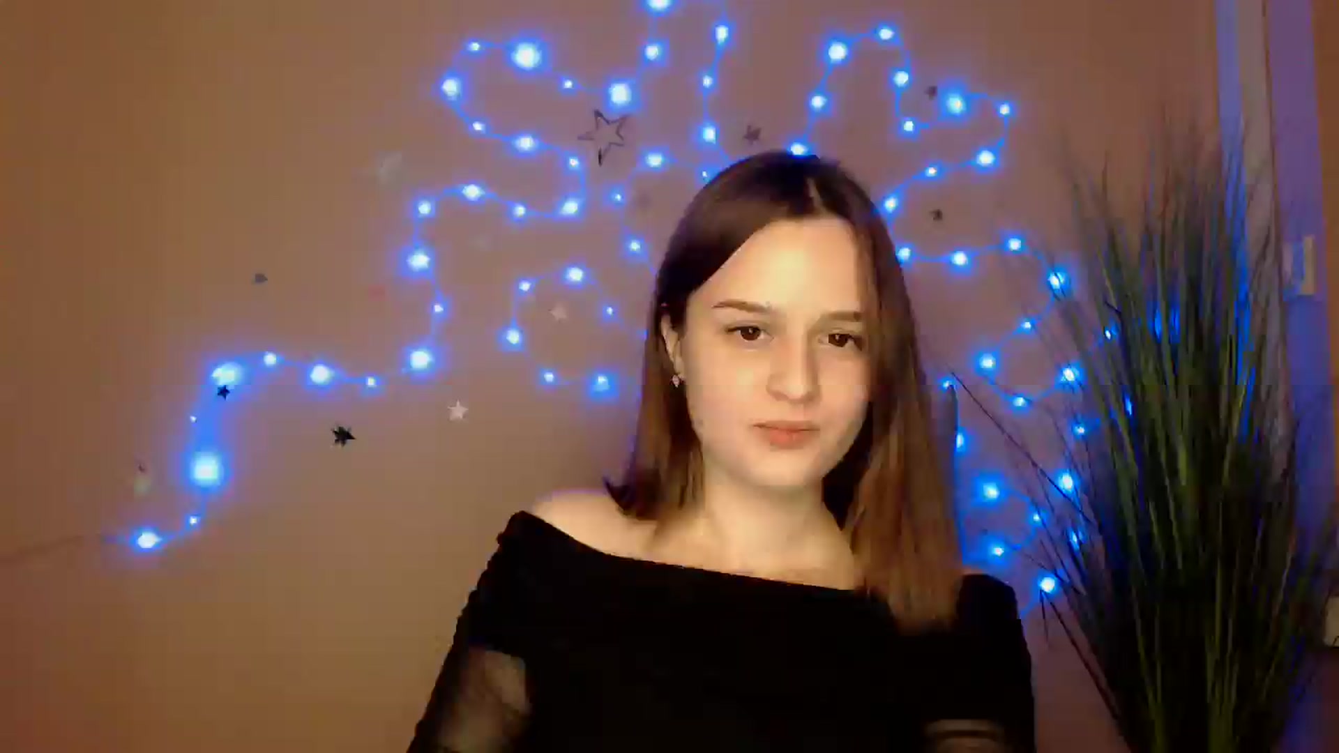 Gallery image thumbnail from Dana_Cute's myfreecams stream on, 12/18/2025, 17:14 image 15 of 20