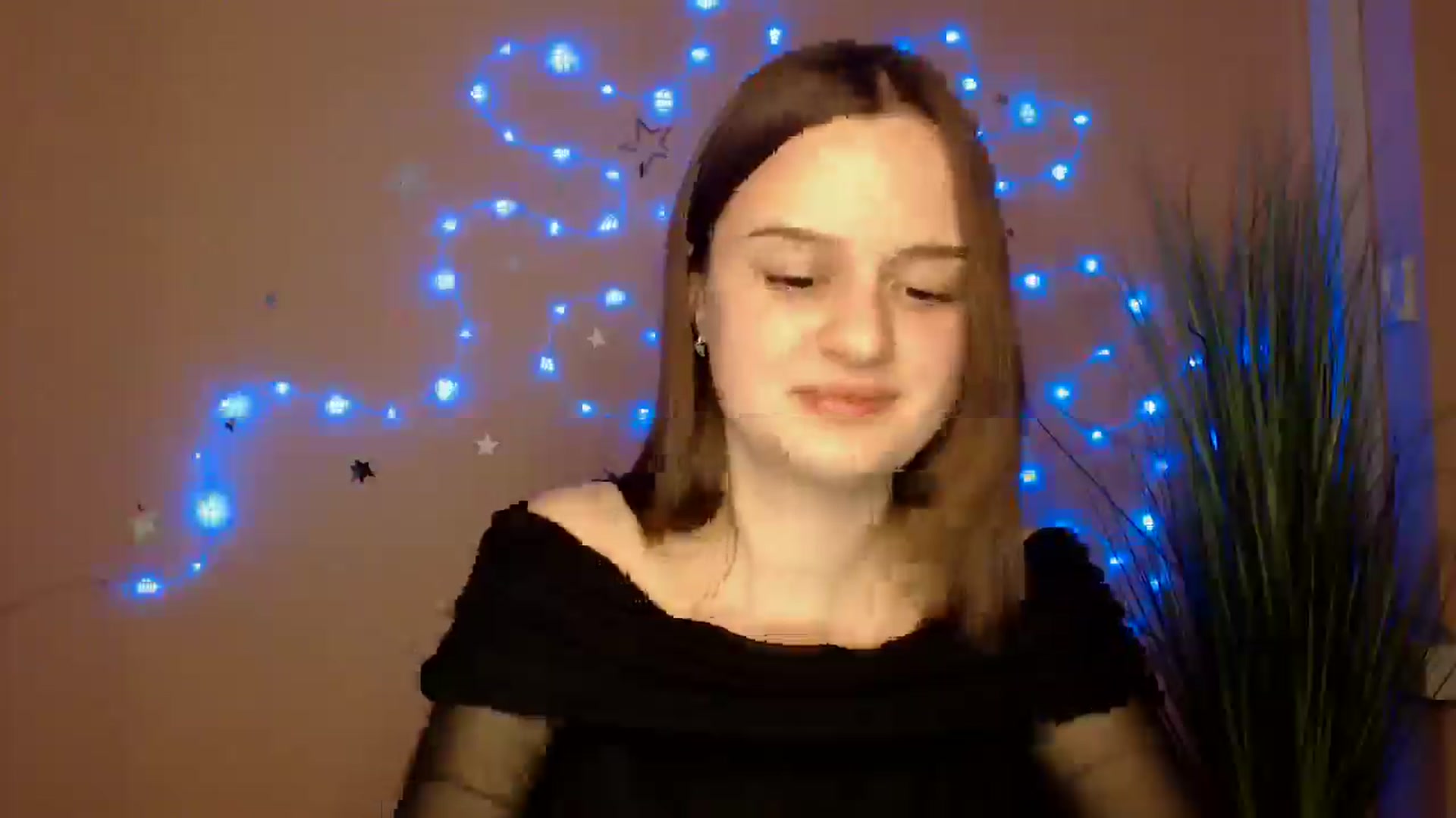 Gallery image thumbnail from Dana_Cute's myfreecams stream on, 12/18/2025, 19:28 image 12 of 20