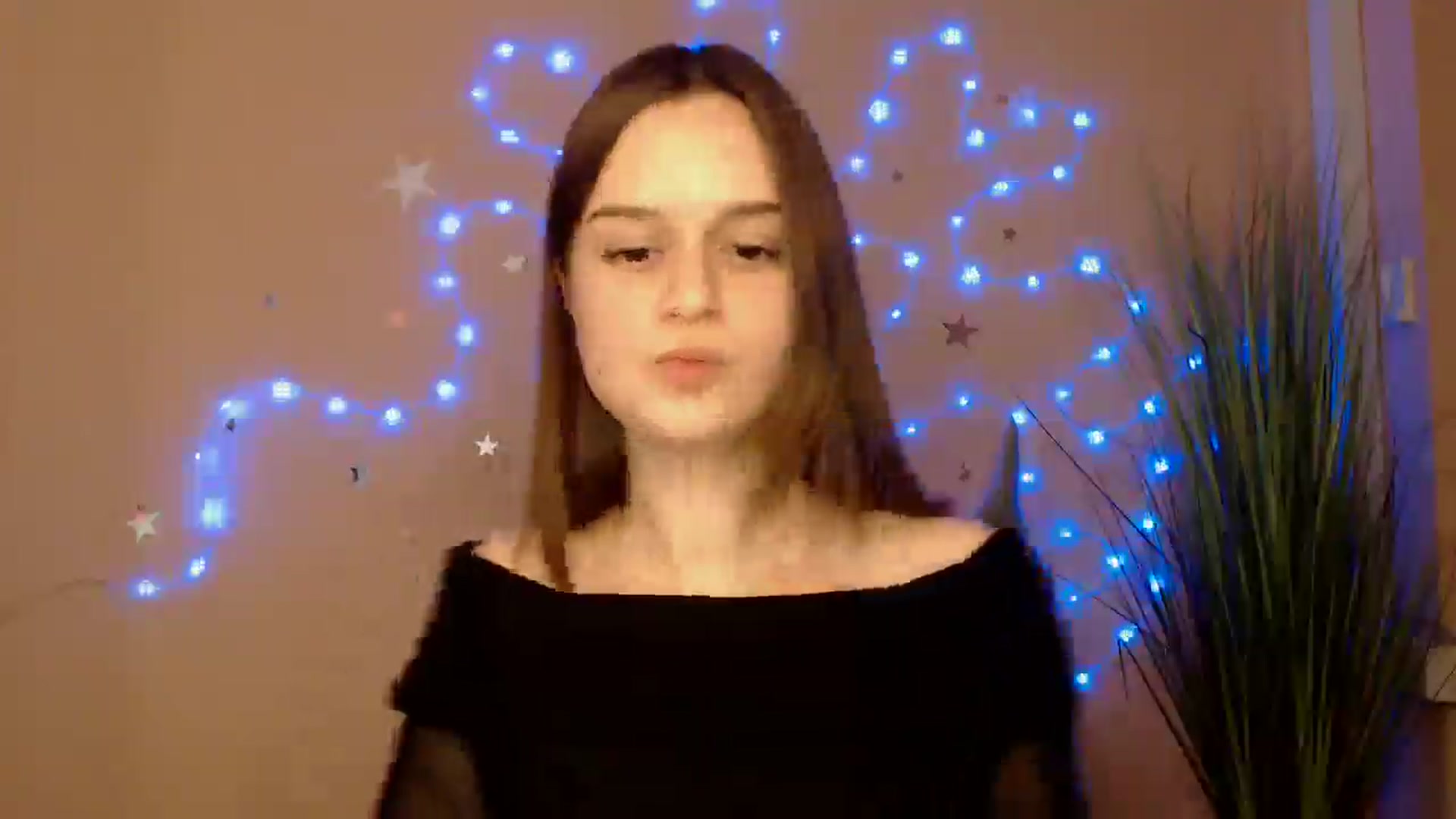 Gallery image thumbnail from Dana_Cute's myfreecams stream on, 12/18/2025, 19:46 image 19 of 20