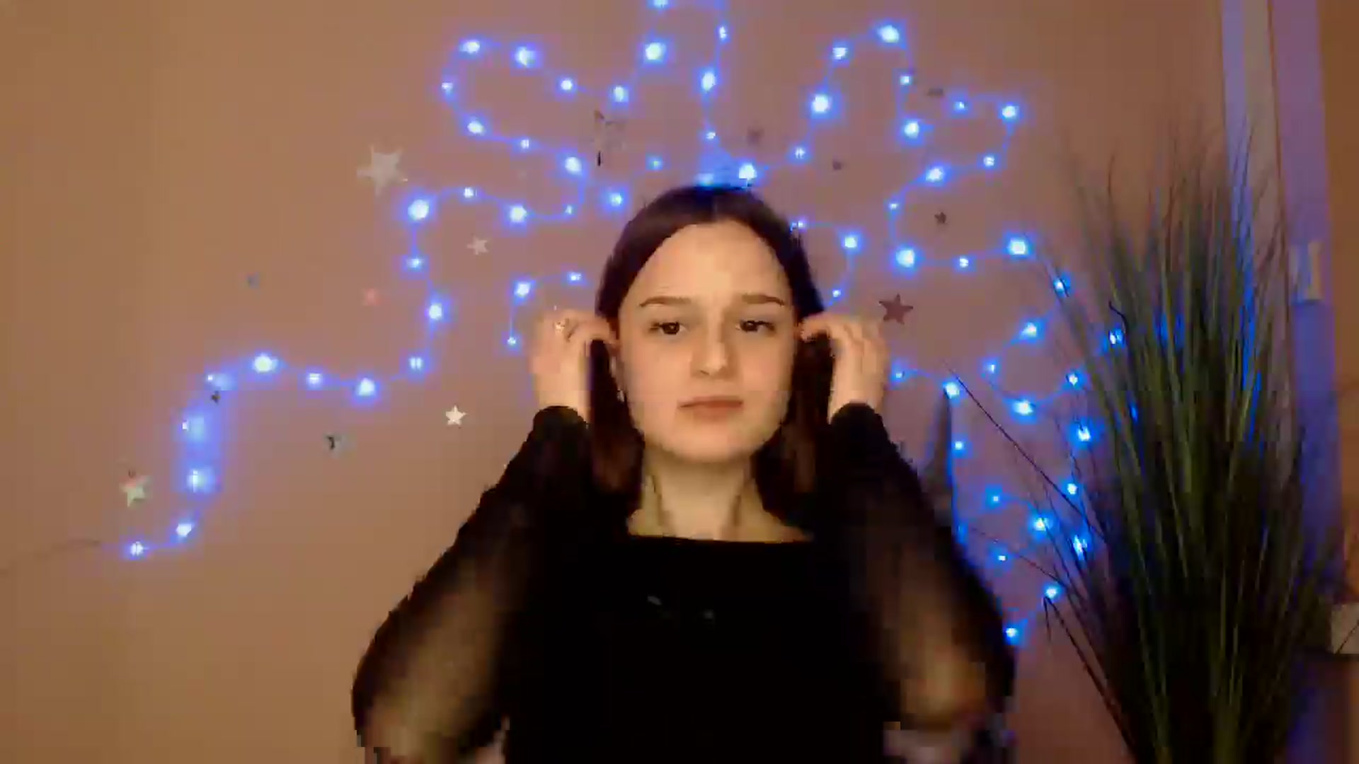 Gallery image thumbnail from Dana_Cute's myfreecams stream on, 12/18/2025, 19:46 image 12 of 20