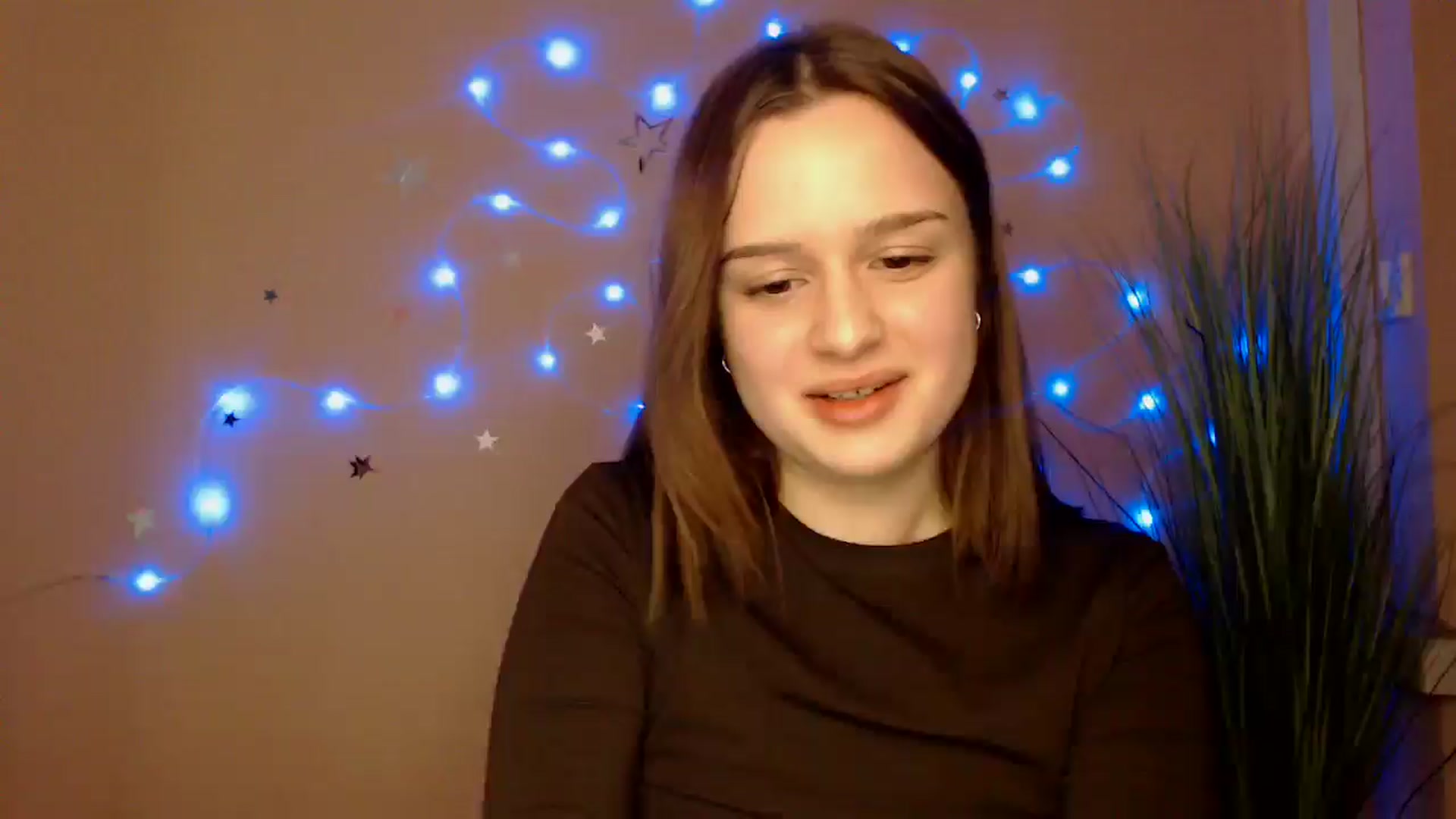 Gallery image thumbnail from Dana_Cute's myfreecams stream on, 12/19/2025, 17:49 image 14 of 20