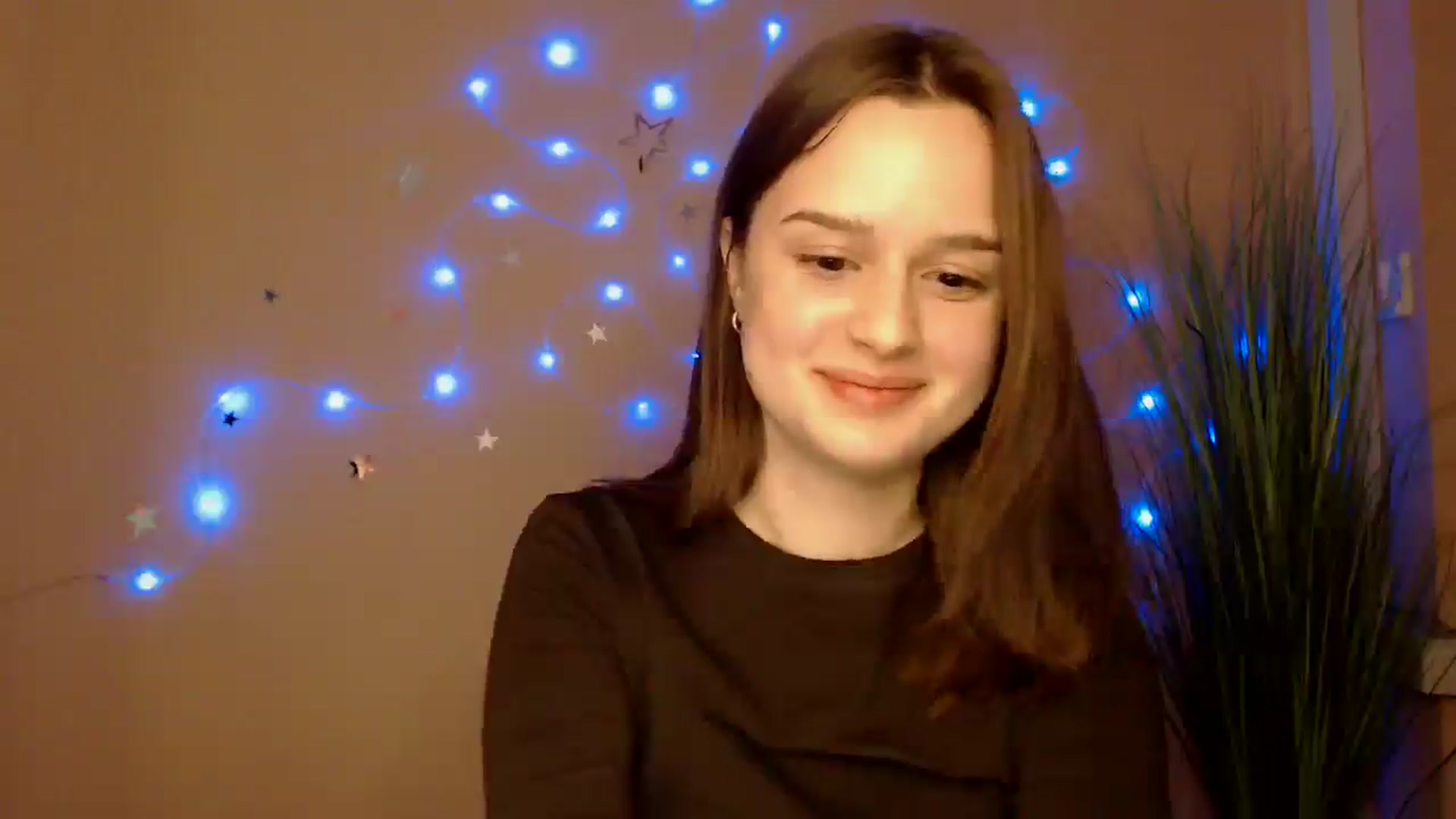 Gallery image thumbnail from Dana_Cute's myfreecams stream on, 12/19/2025, 17:49 image 10 of 20