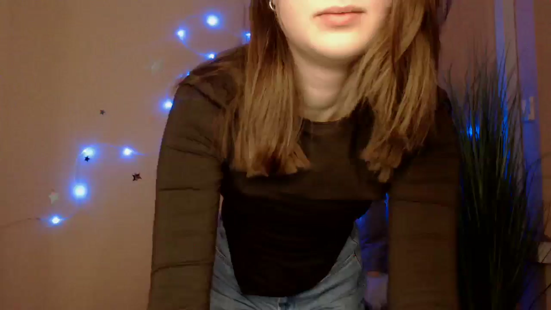 Gallery image thumbnail from Dana_Cute's myfreecams stream on, 12/19/2025, 17:49 image 7 of 20