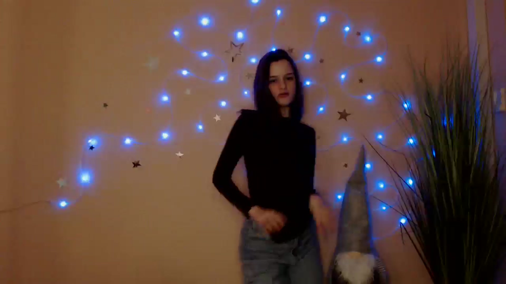 Gallery image thumbnail from Dana_Cute's myfreecams stream on, 12/19/2025, 19:19 image 12 of 20