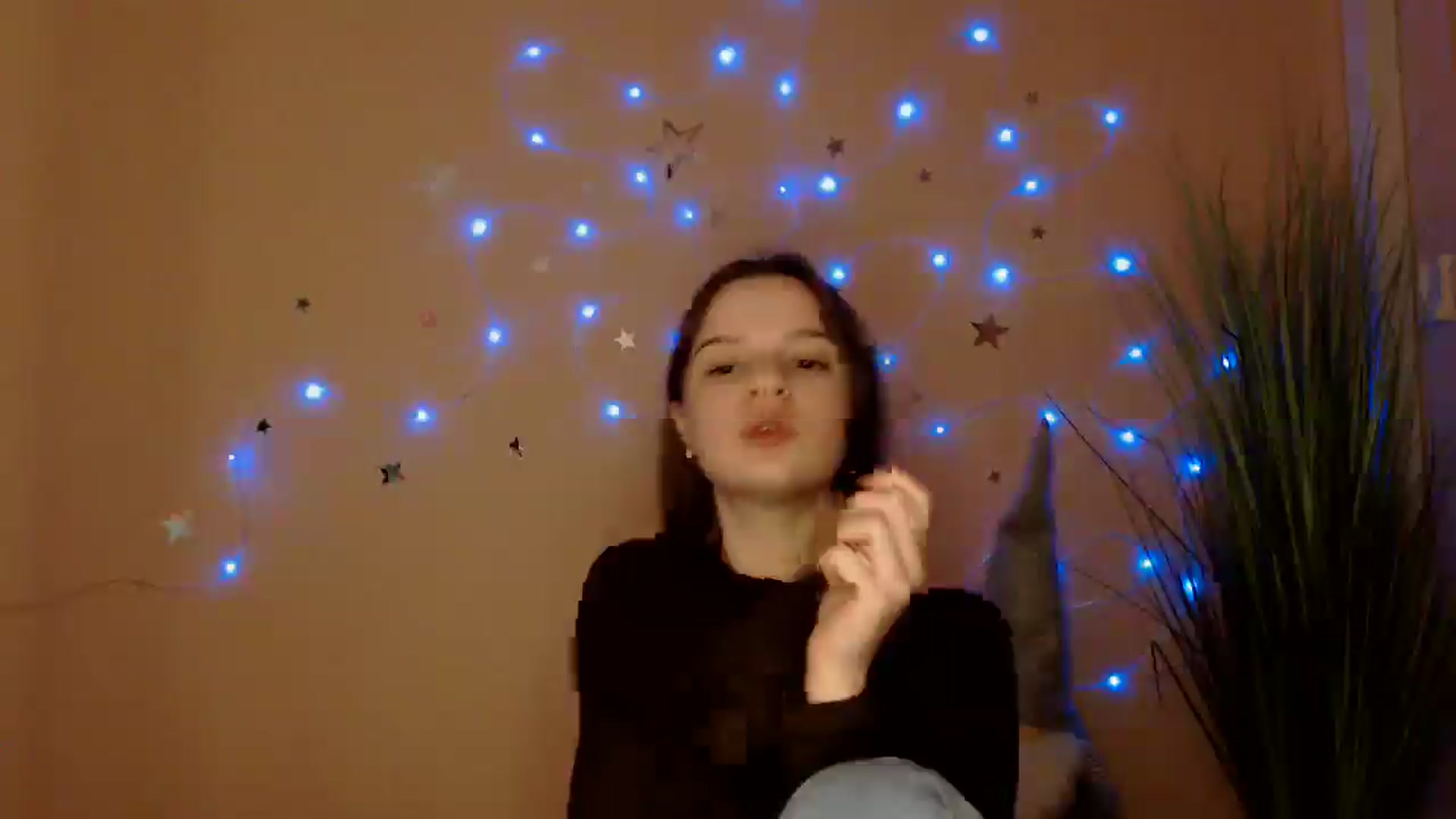 Gallery image thumbnail from Dana_Cute's myfreecams stream on, 12/19/2025, 19:19 image 7 of 20