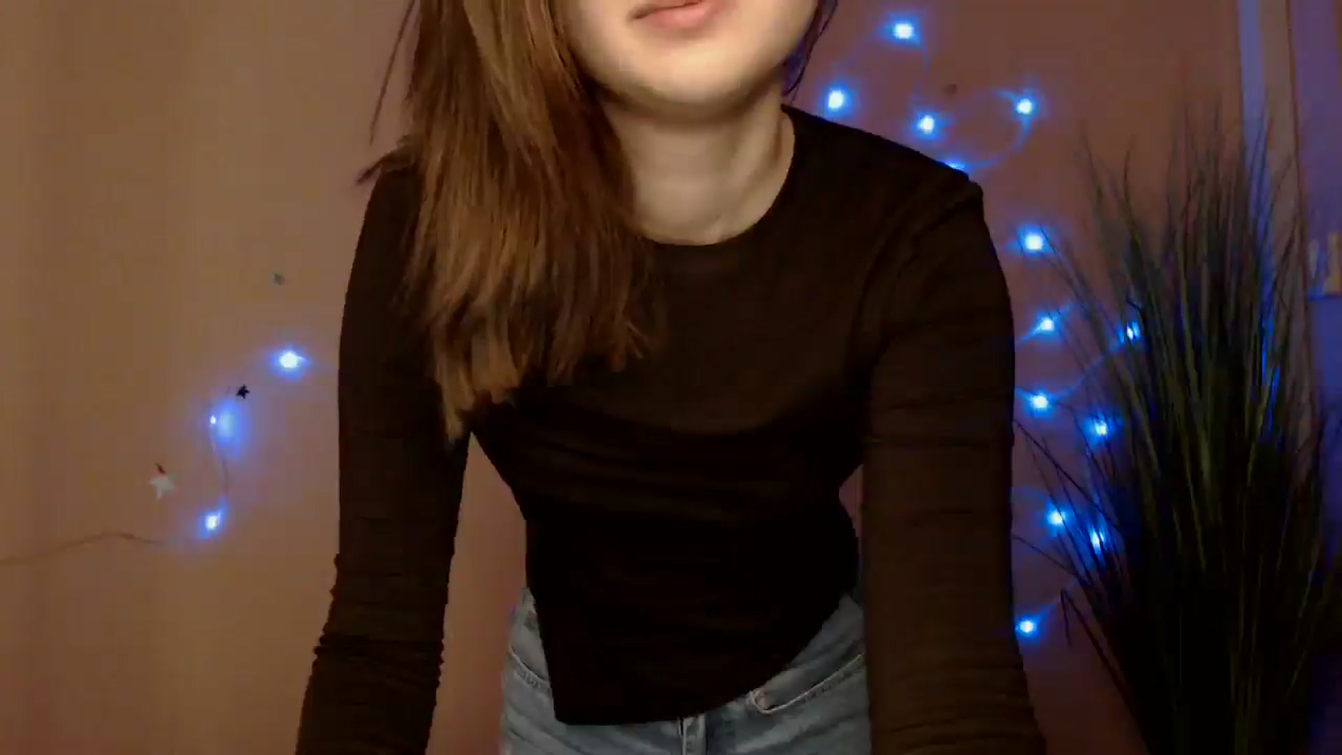Gallery image thumbnail from Dana_Cute's myfreecams stream on, 12/19/2025, 19:19 image 19 of 20